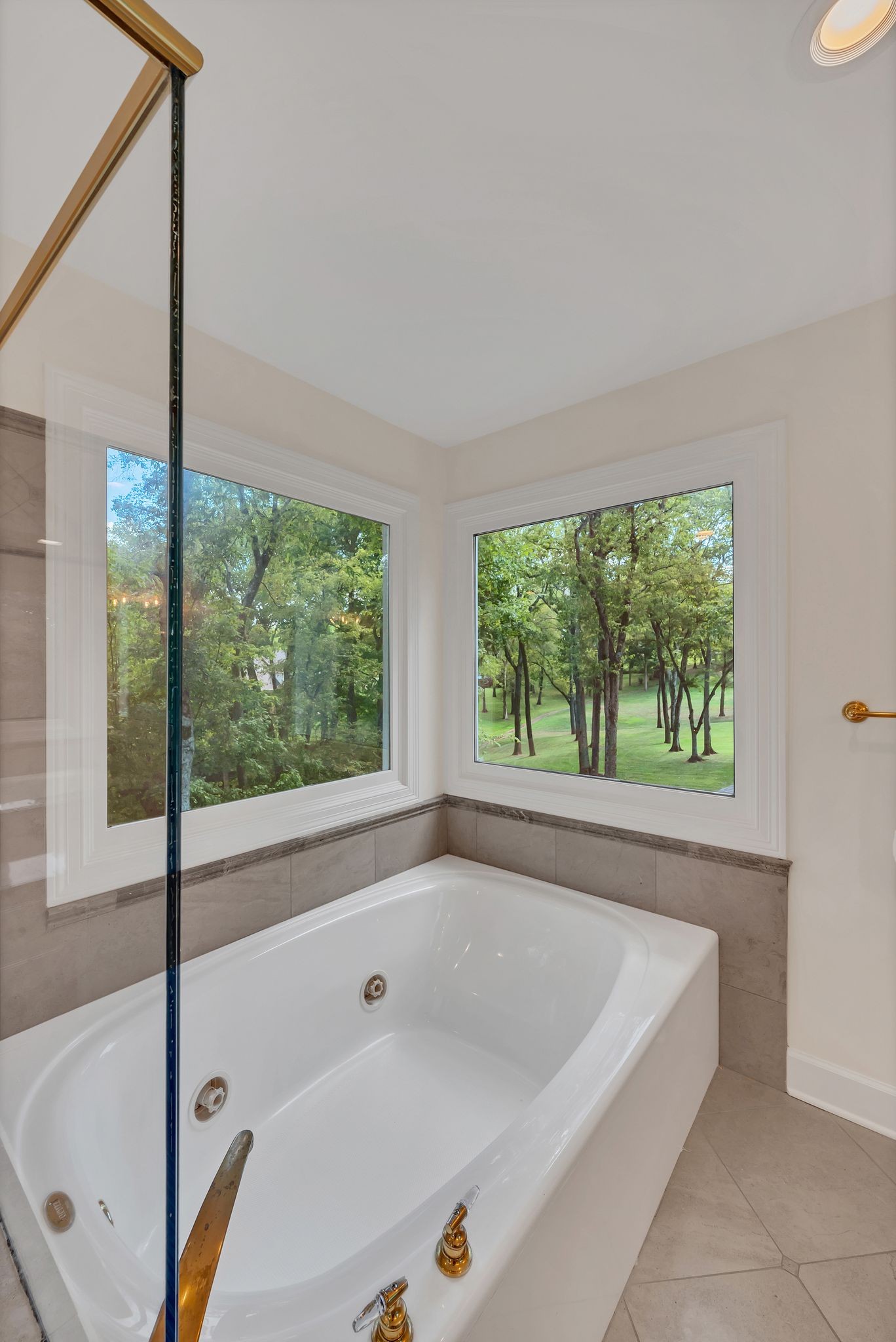 919 Hidden Oak Pl