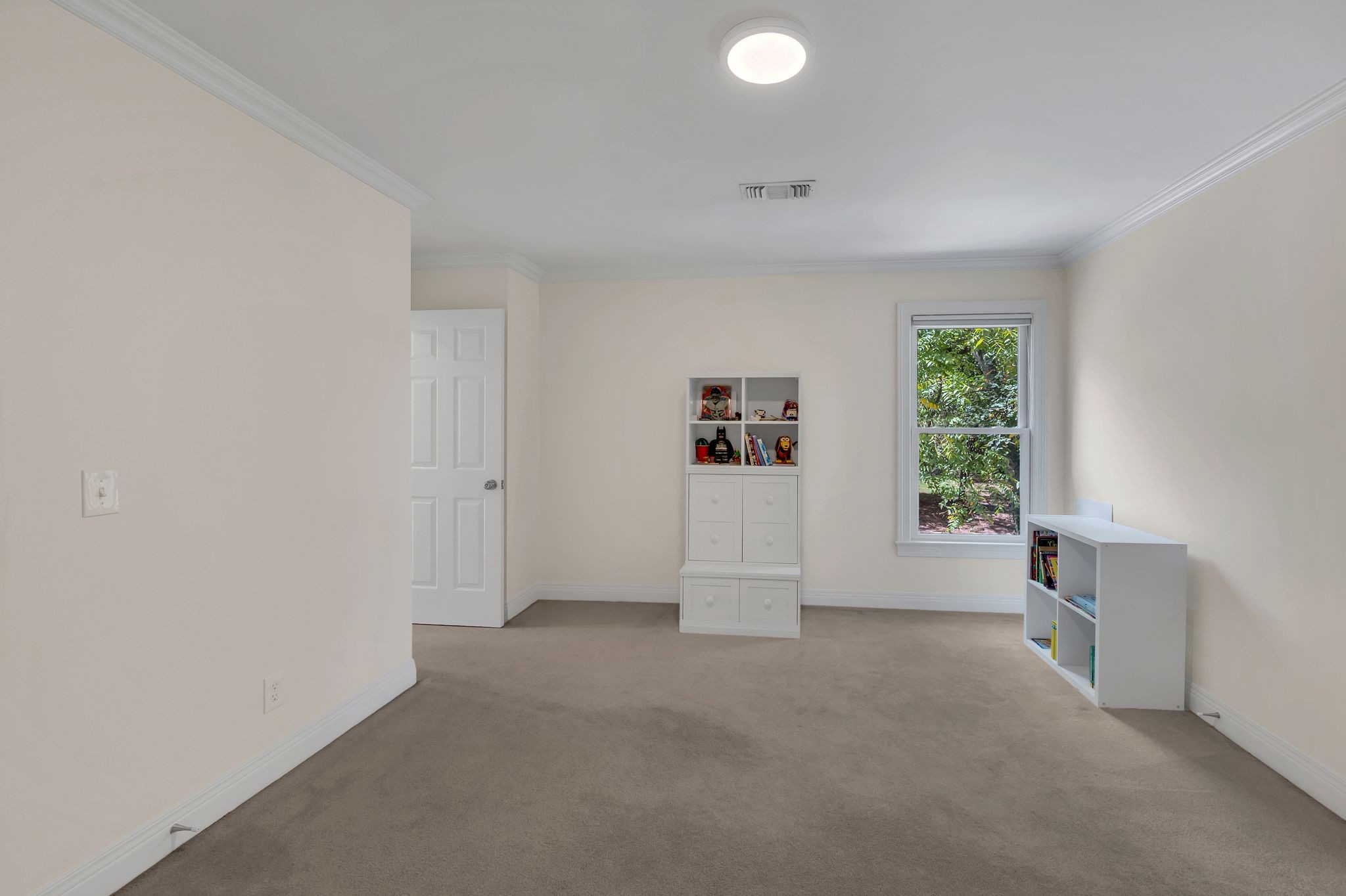 919 Hidden Oak Pl