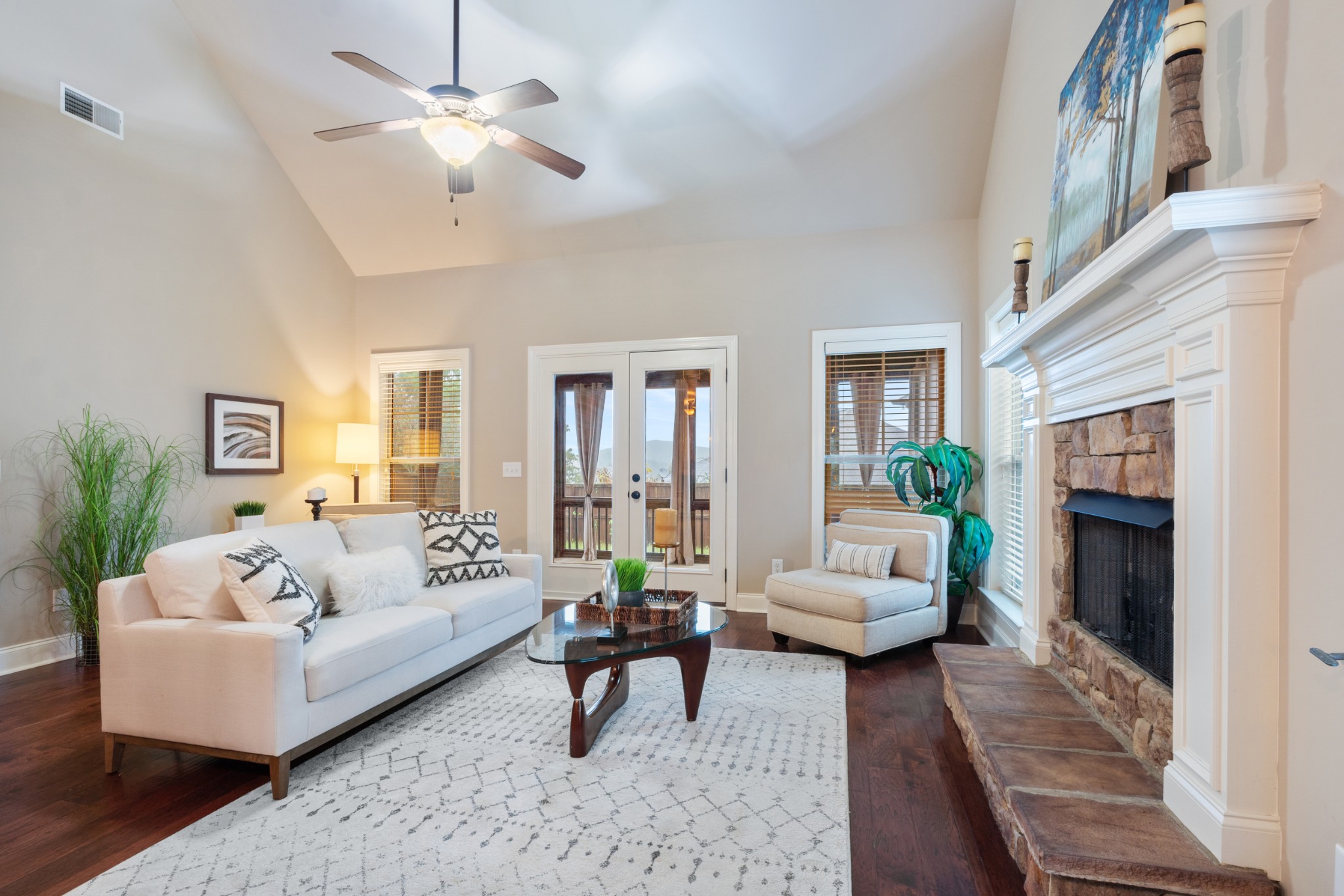 212 Windmill Trl