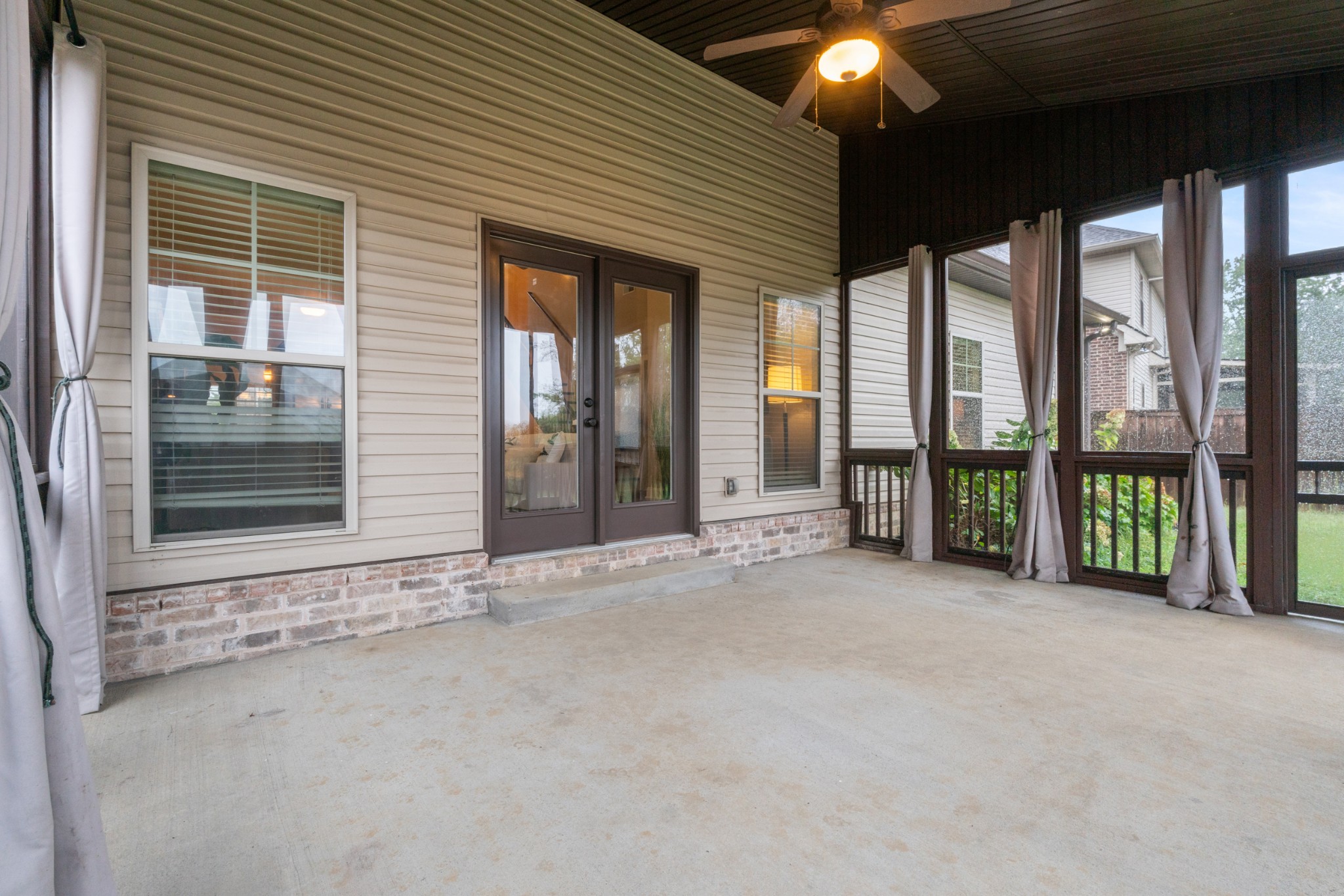 212 Windmill Trl