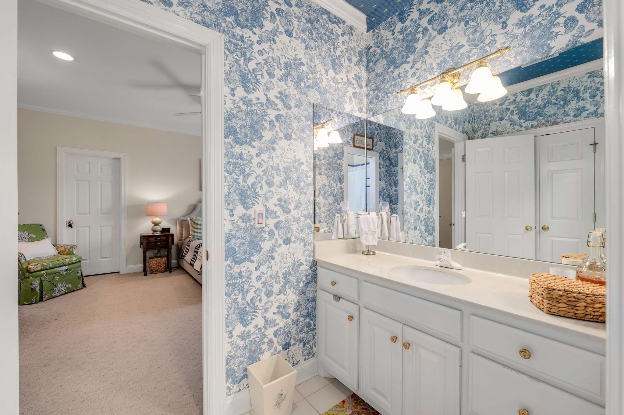 336 Whitworth Way
