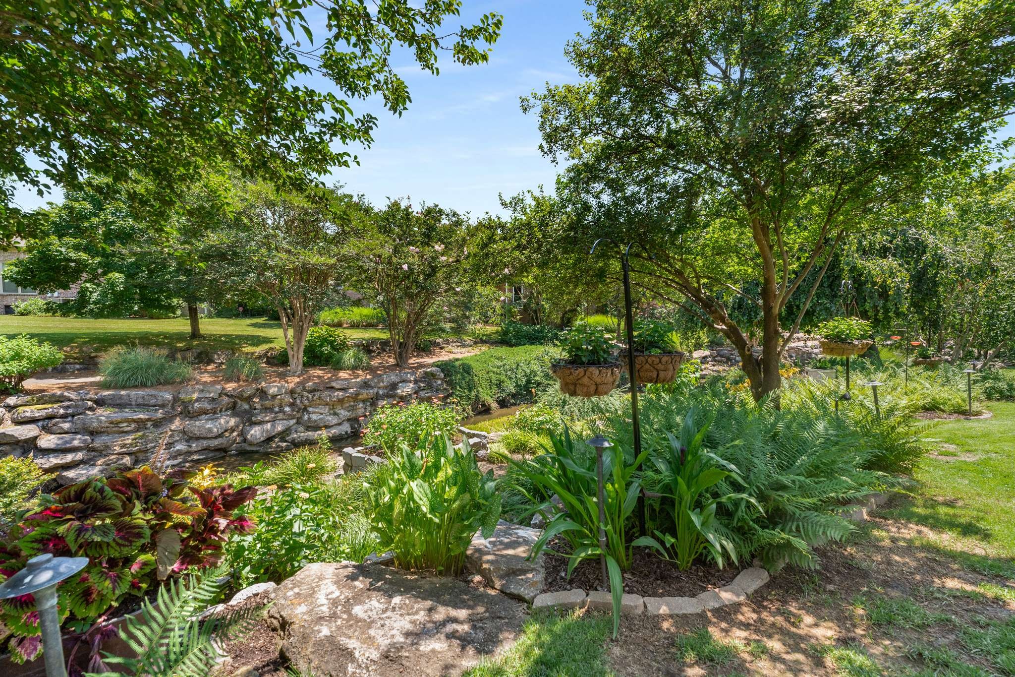 336 Whitworth Way