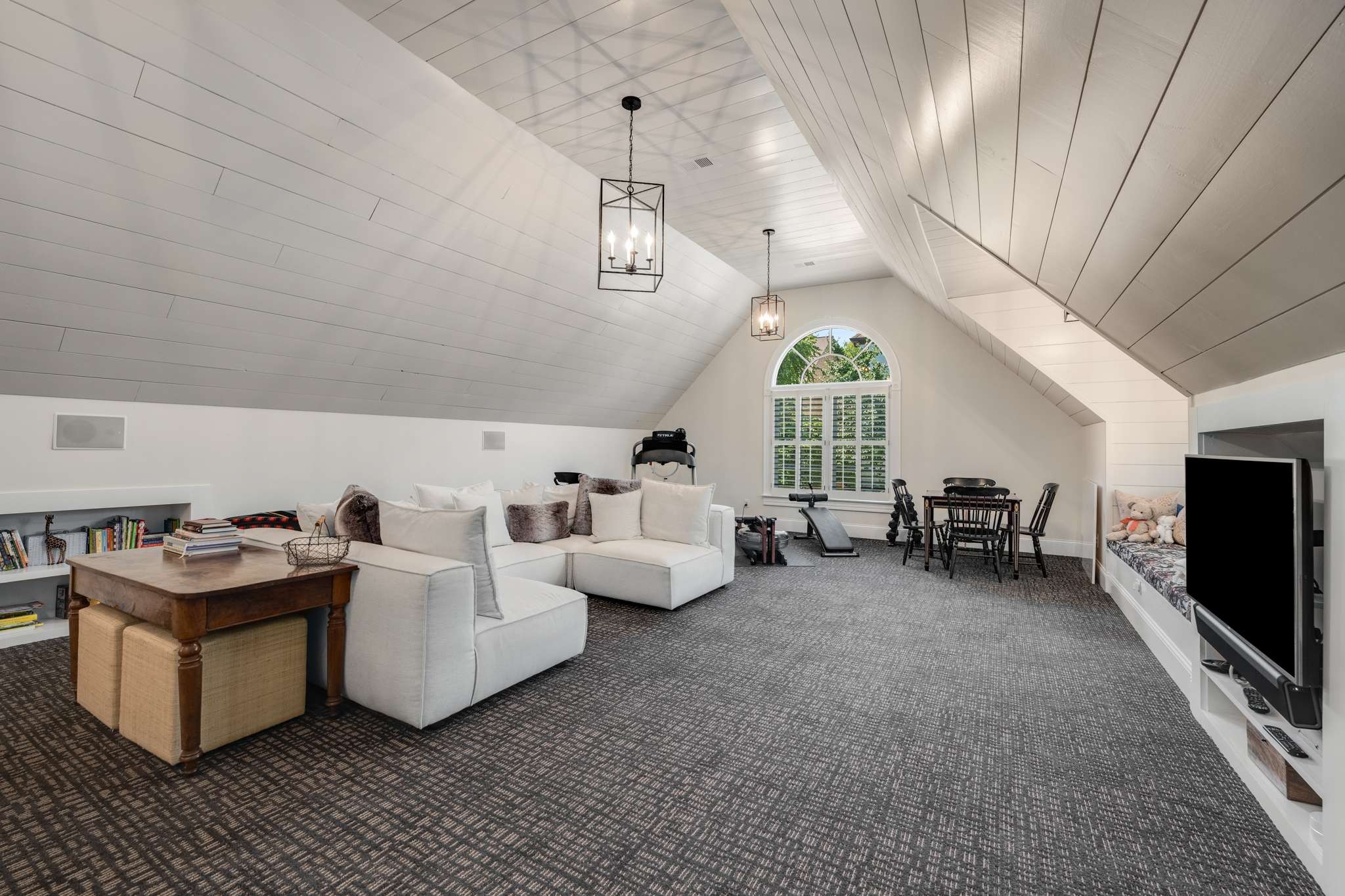 336 Whitworth Way