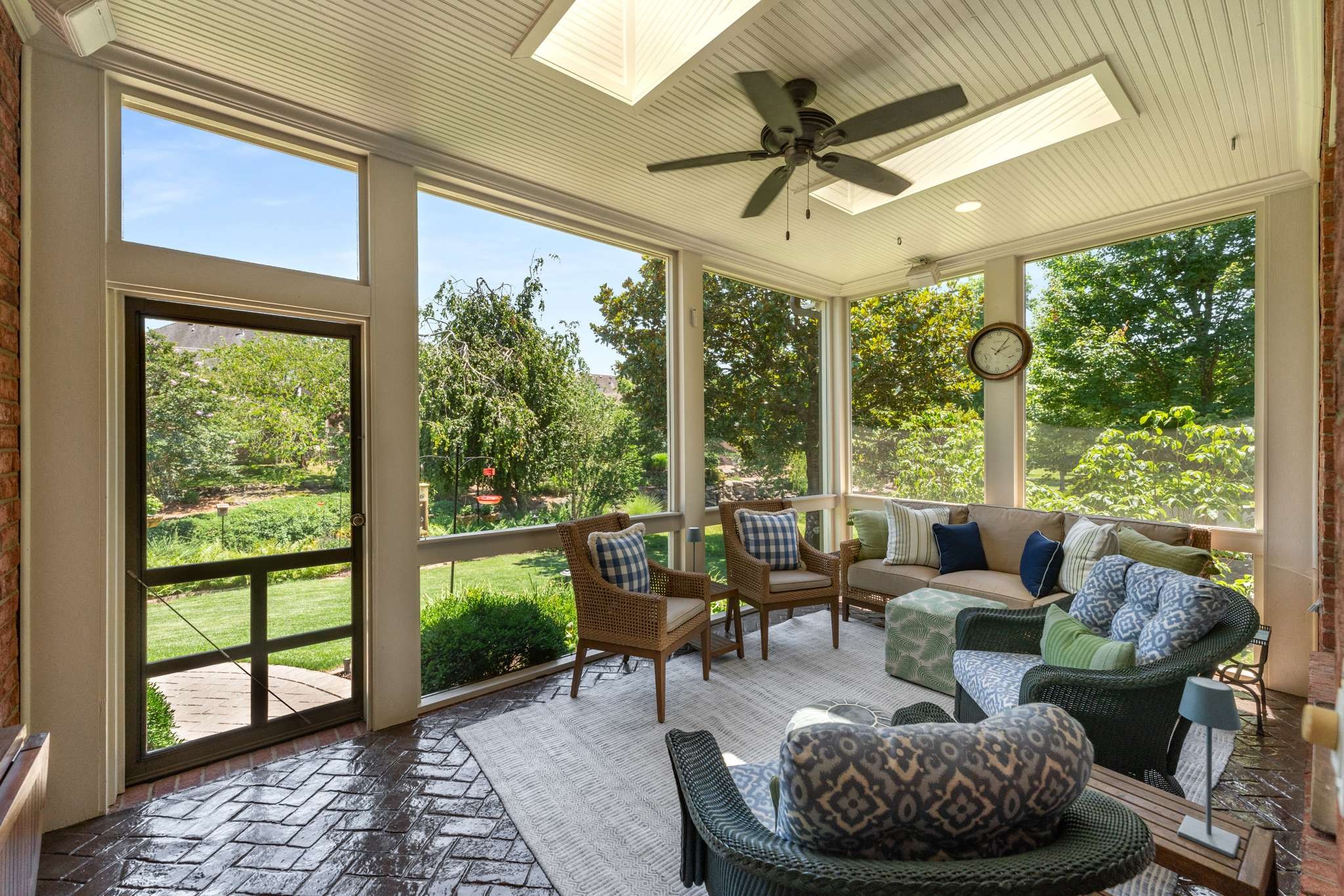 336 Whitworth Way