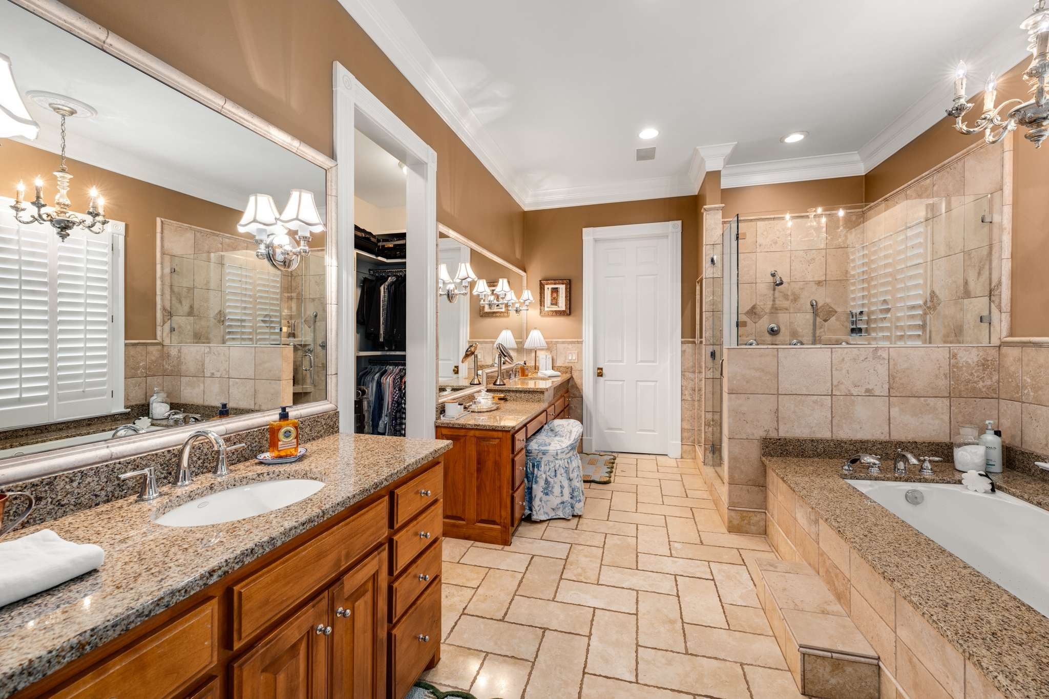 336 Whitworth Way
