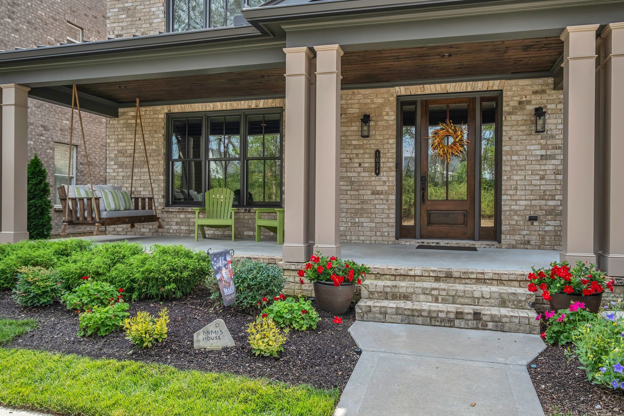1034 Apple Orchard Cir