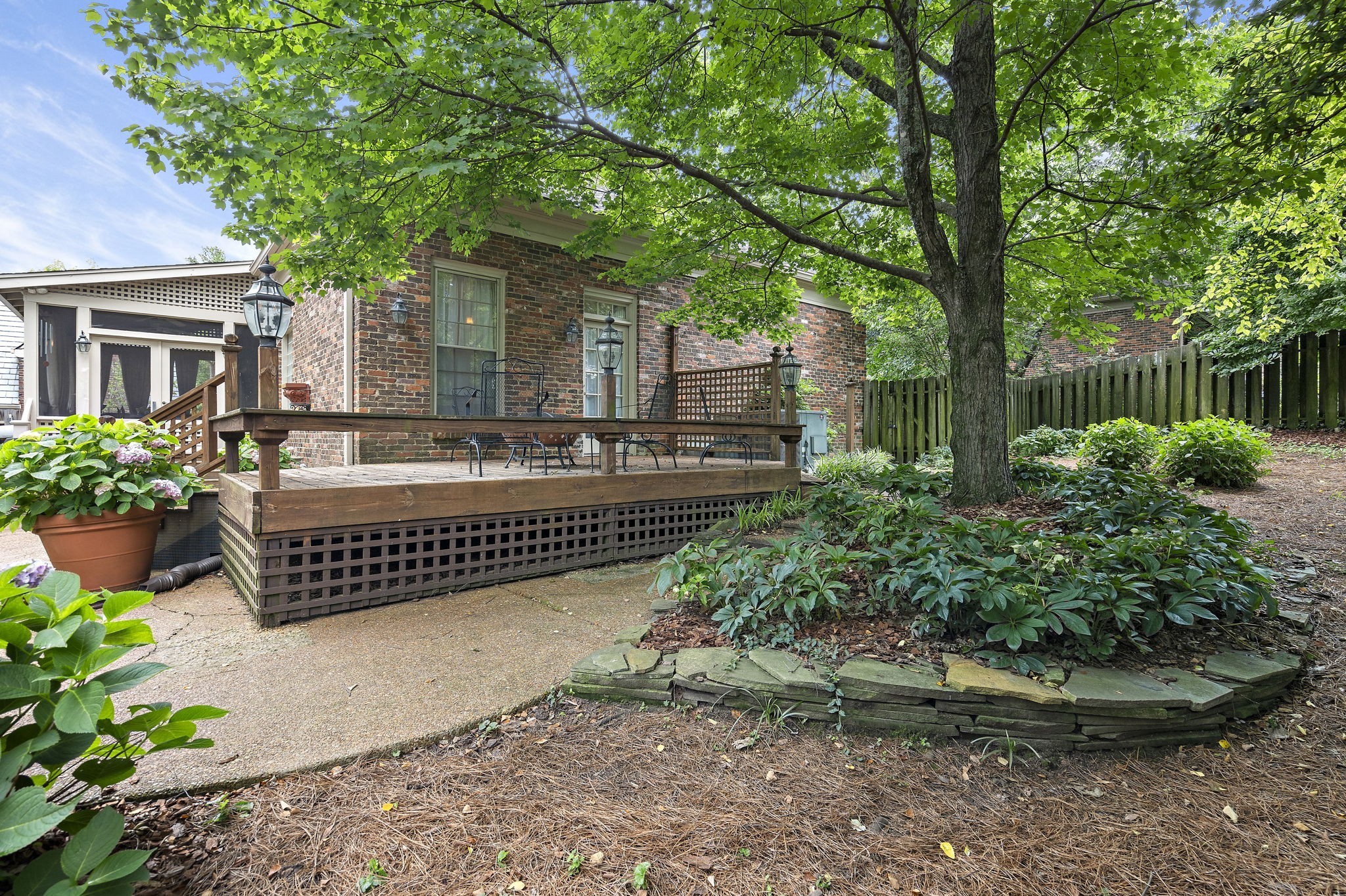 503 Brighton Pl