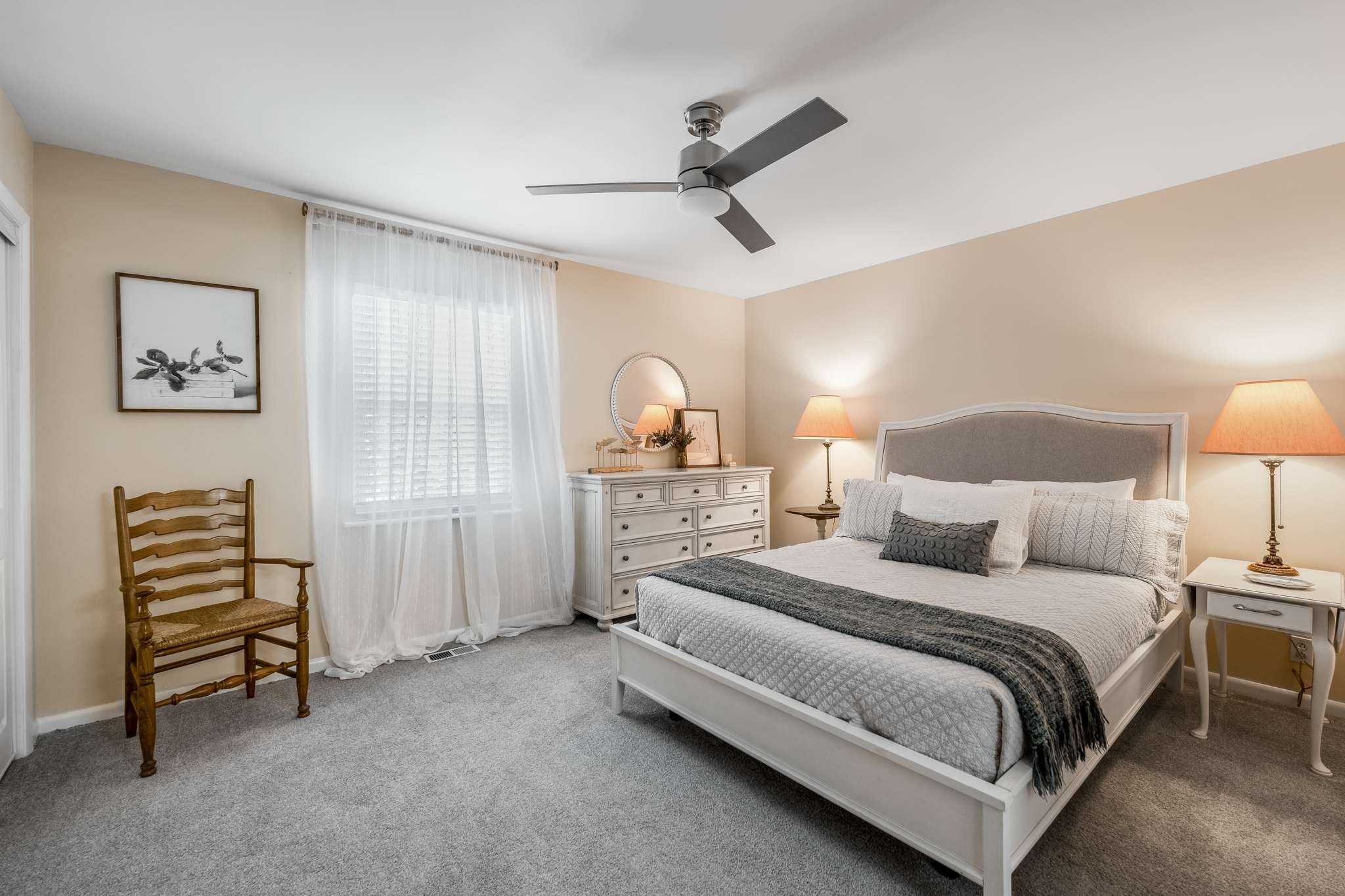 2097 Graybar Ln Unit: D2