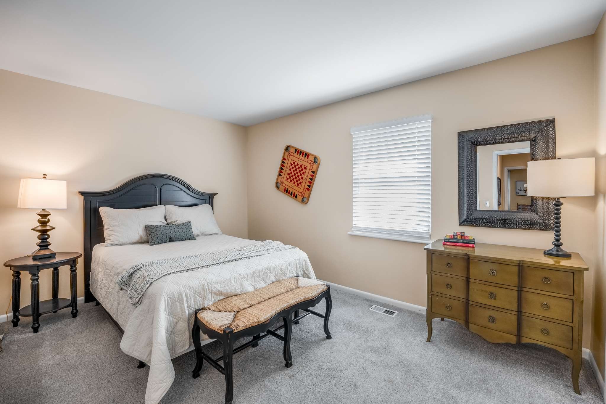 2097 Graybar Ln Unit: D2
