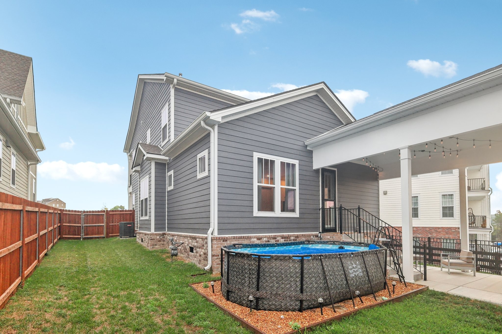 824 Goswell Dr