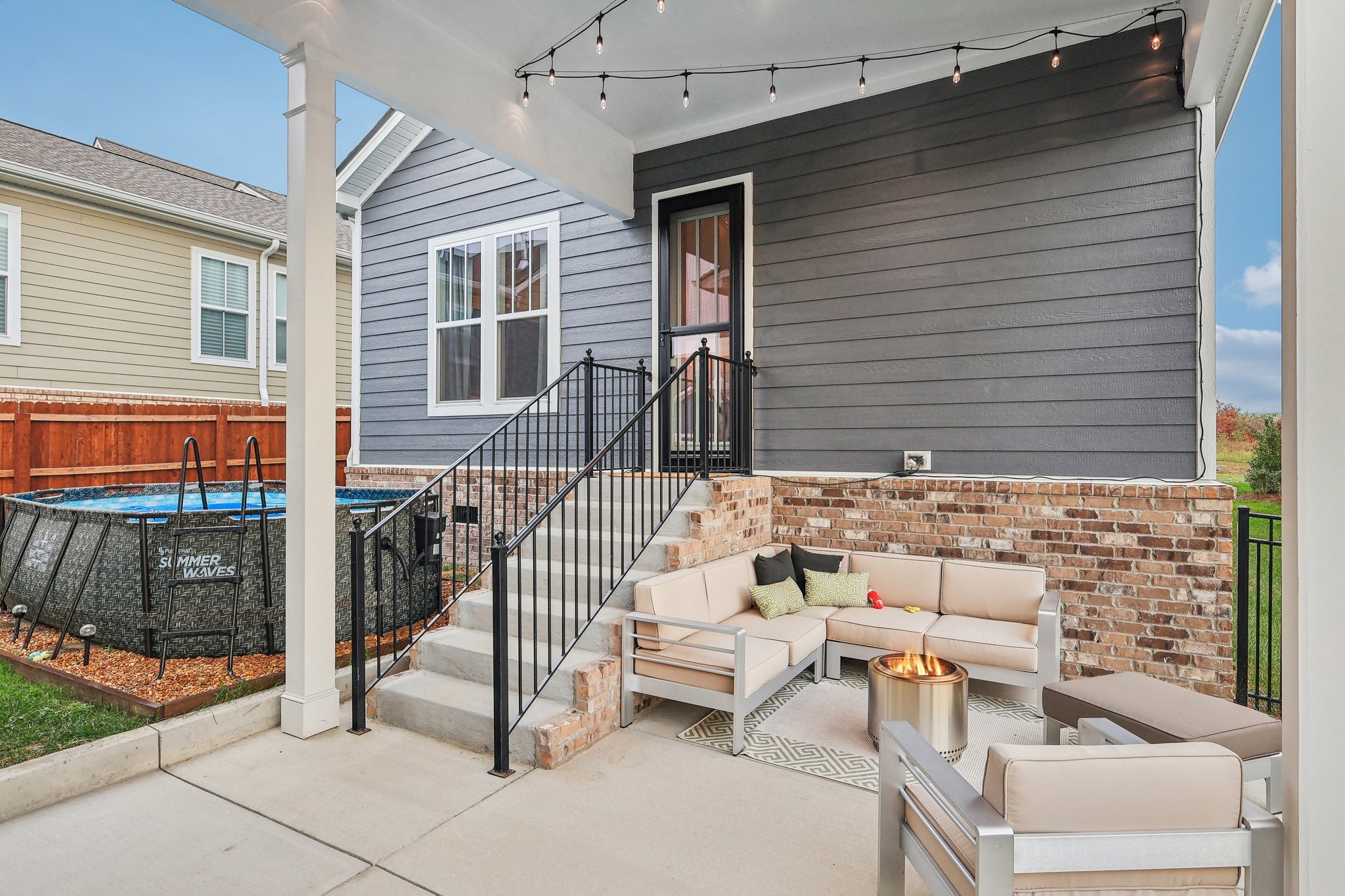824 Goswell Dr