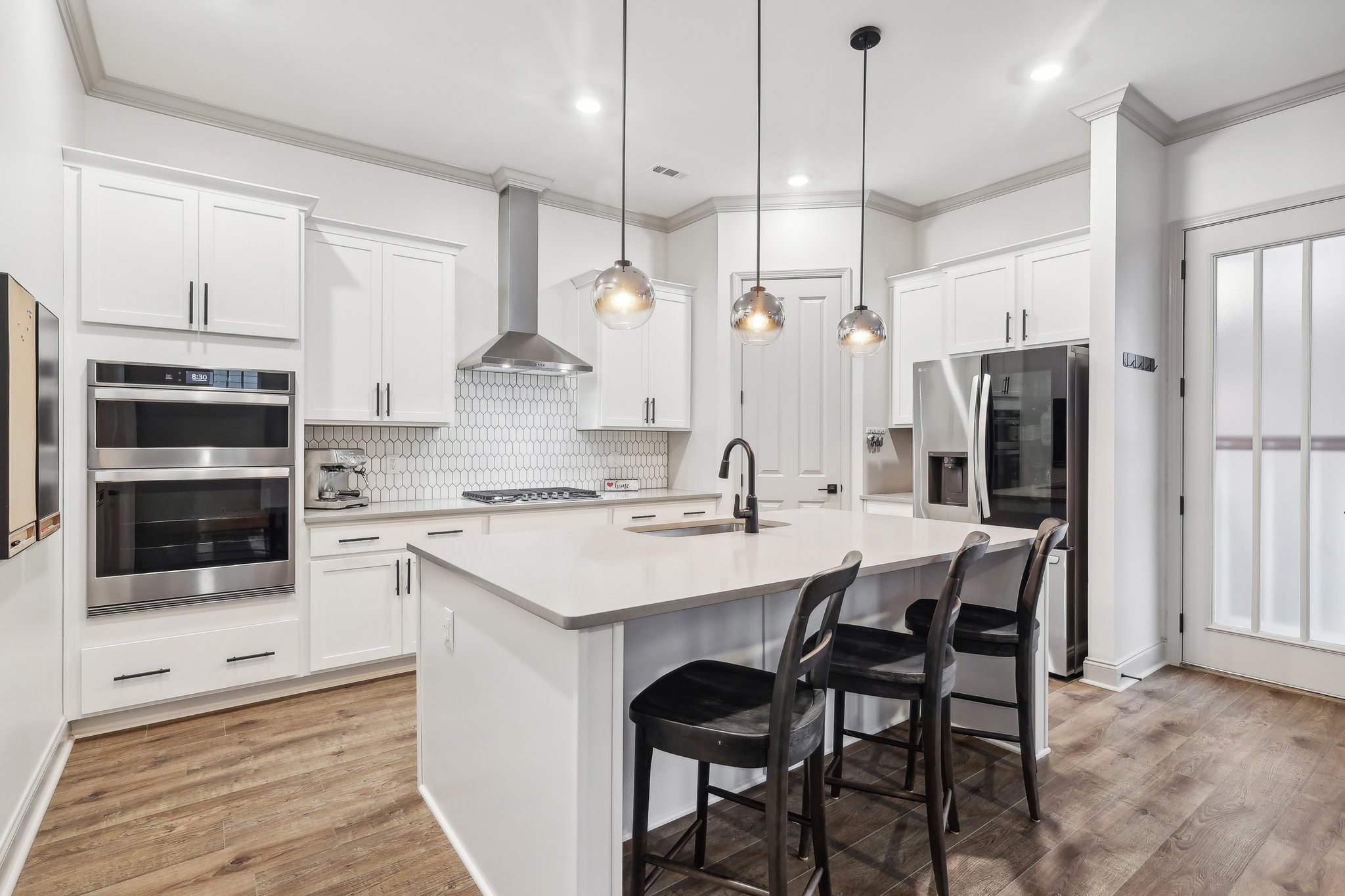 824 Goswell Dr
