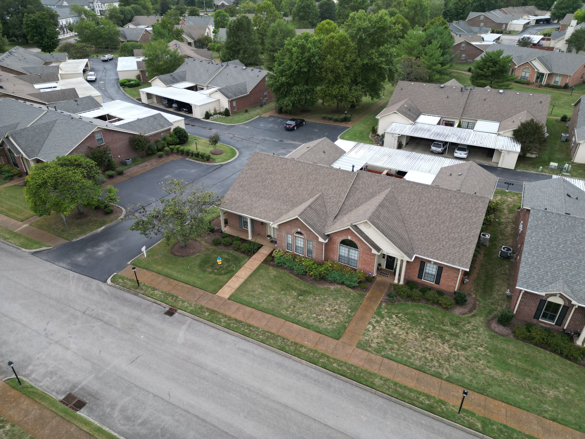 8023 Sunrise Cir