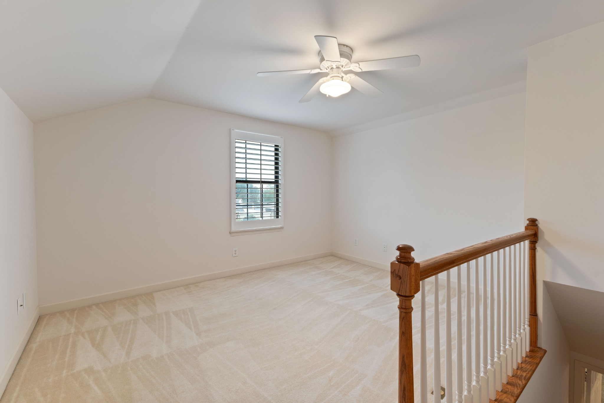8023 Sunrise Cir