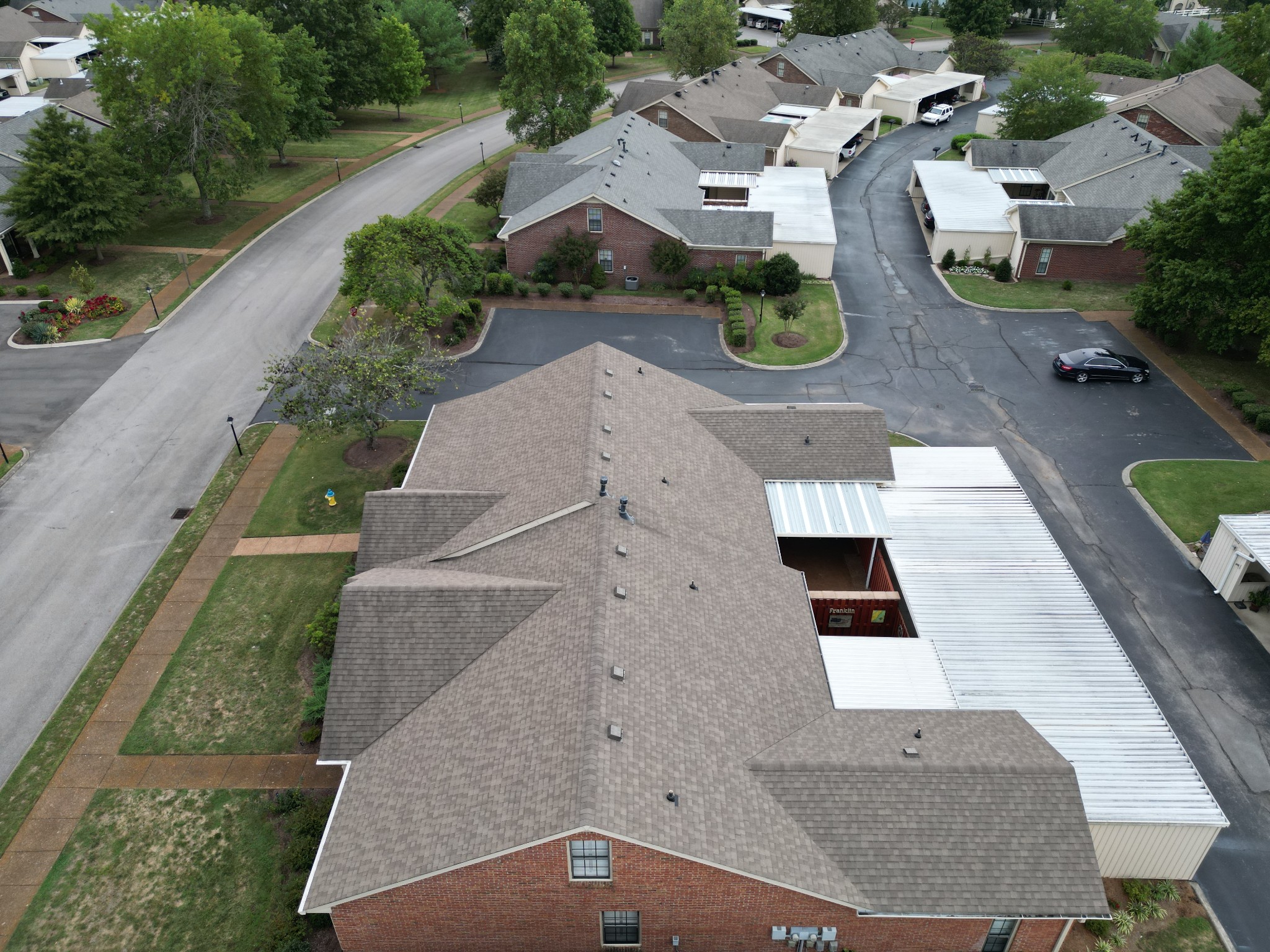 8023 Sunrise Cir
