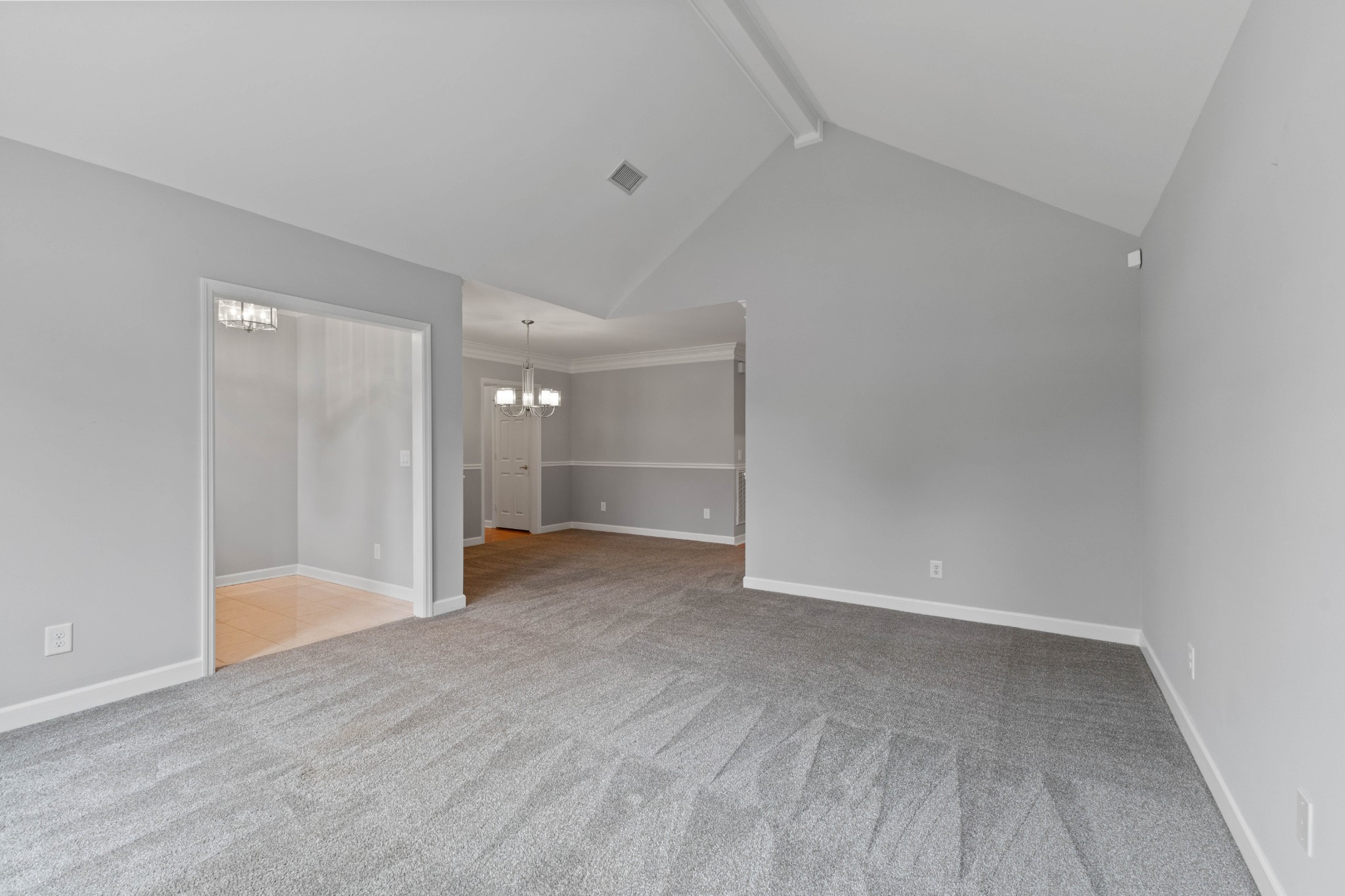 8023 Sunrise Cir
