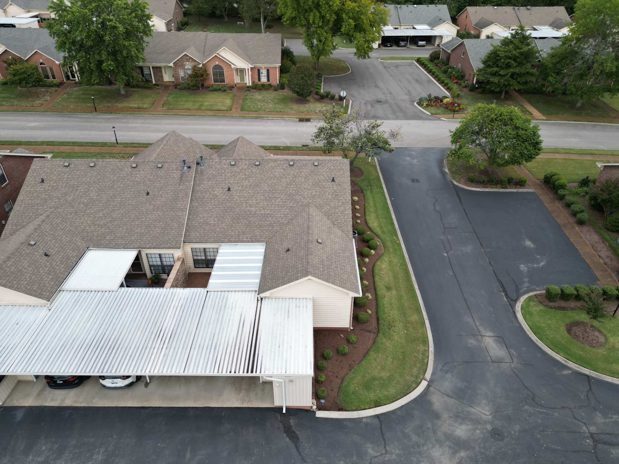 8023 Sunrise Cir