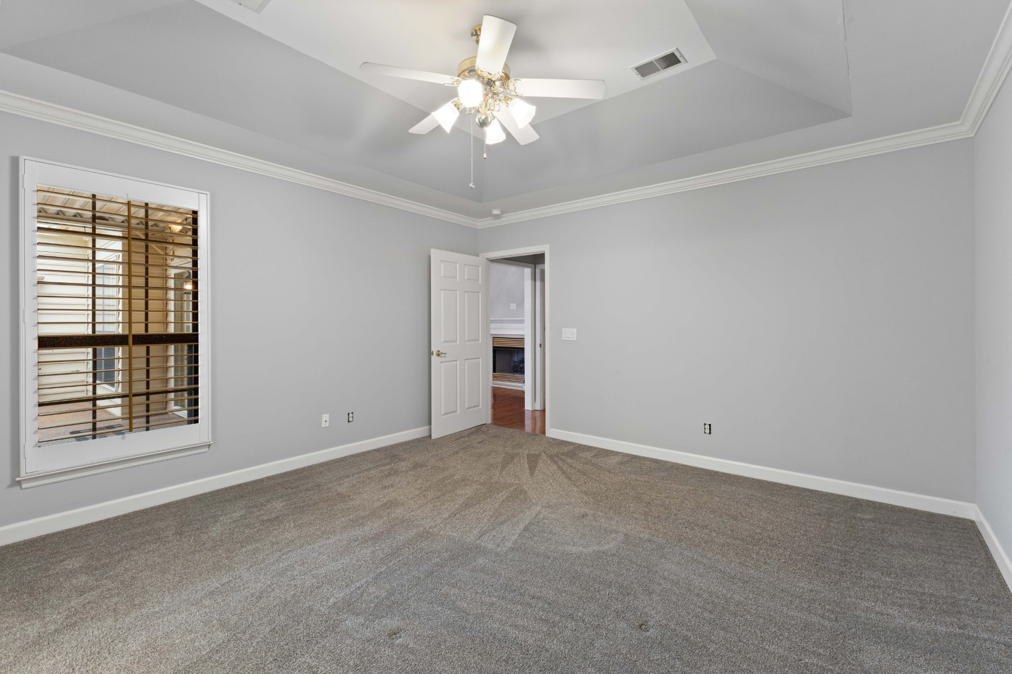 8023 Sunrise Cir