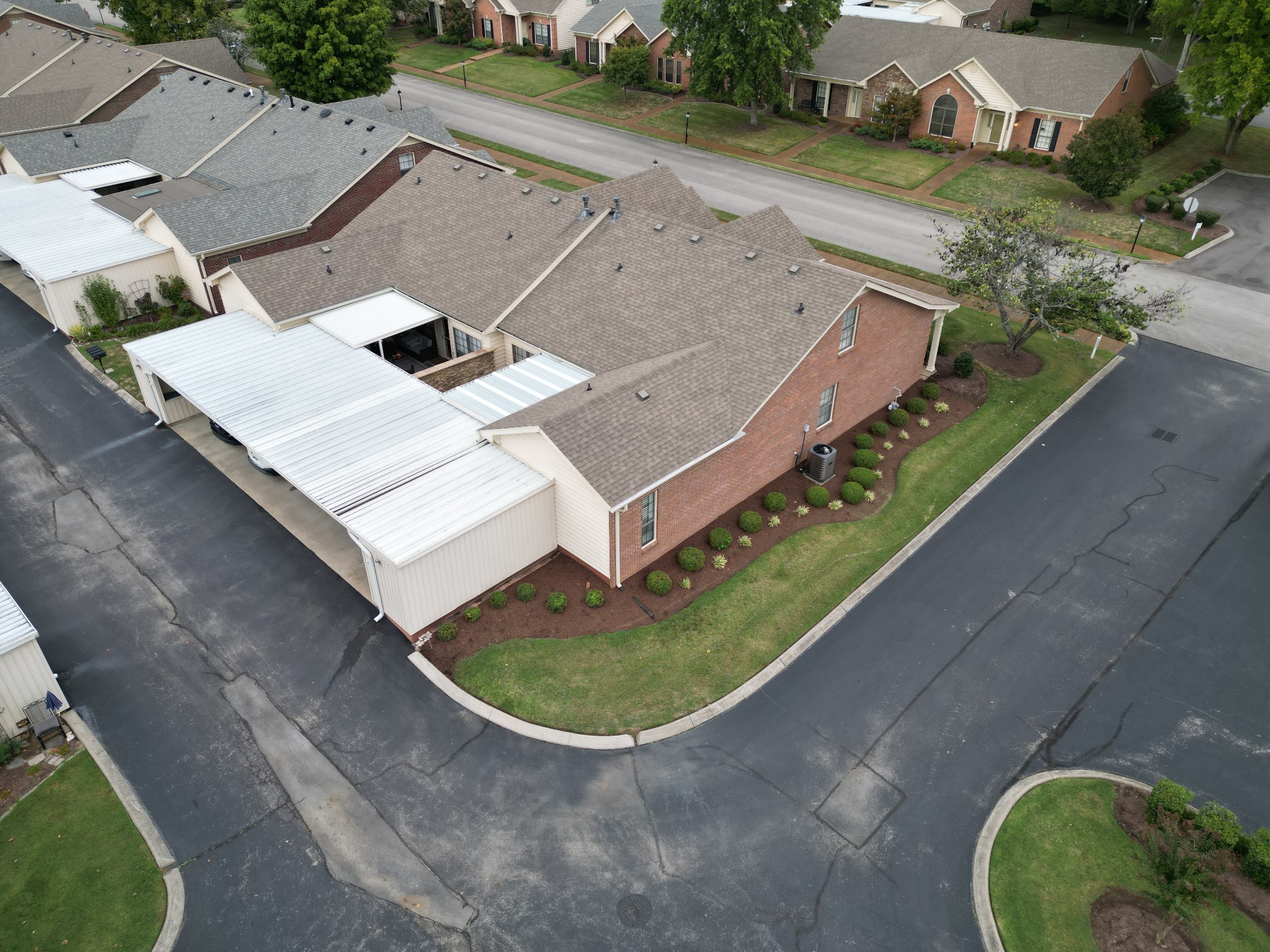 8023 Sunrise Cir