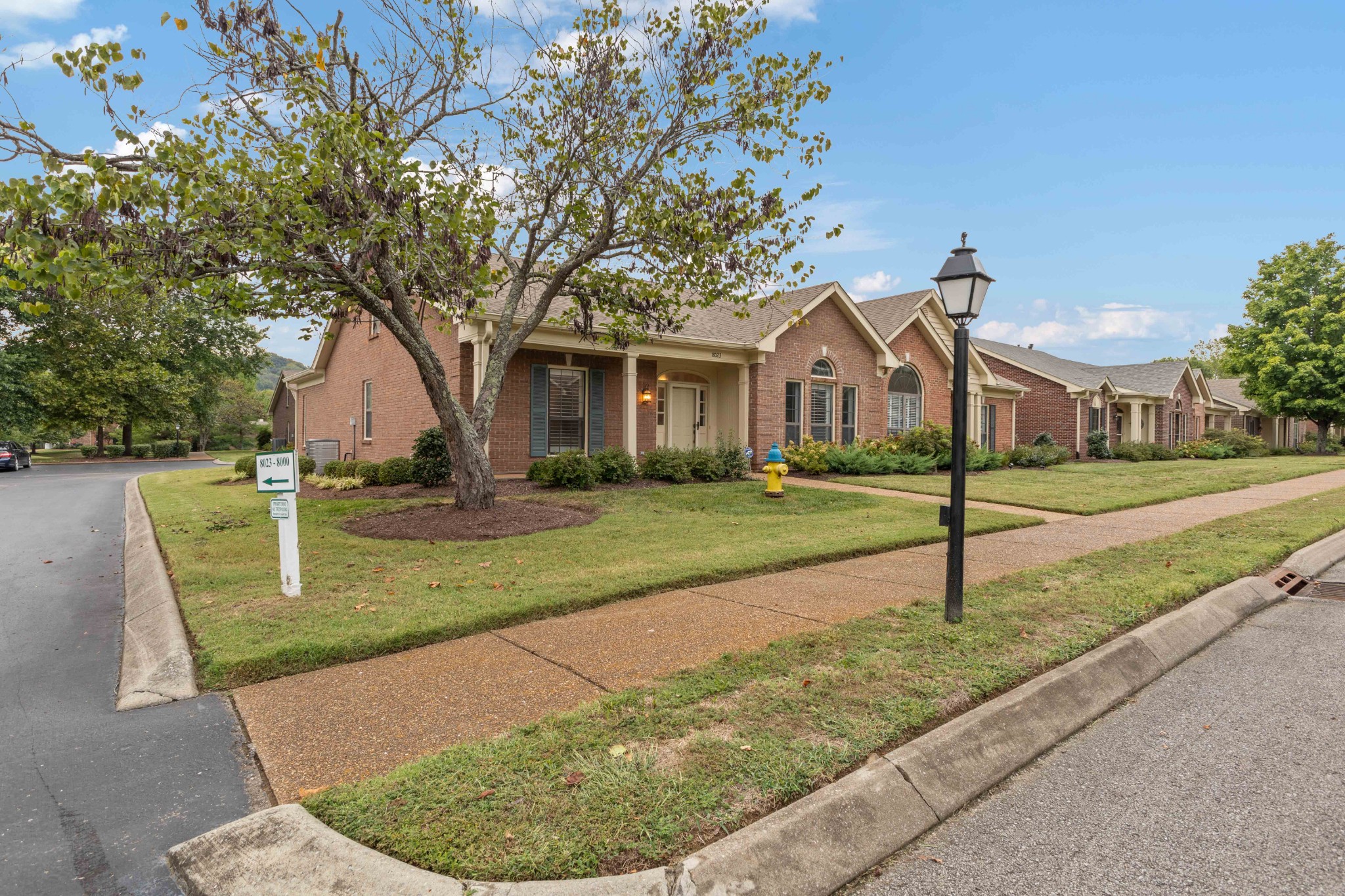8023 Sunrise Cir