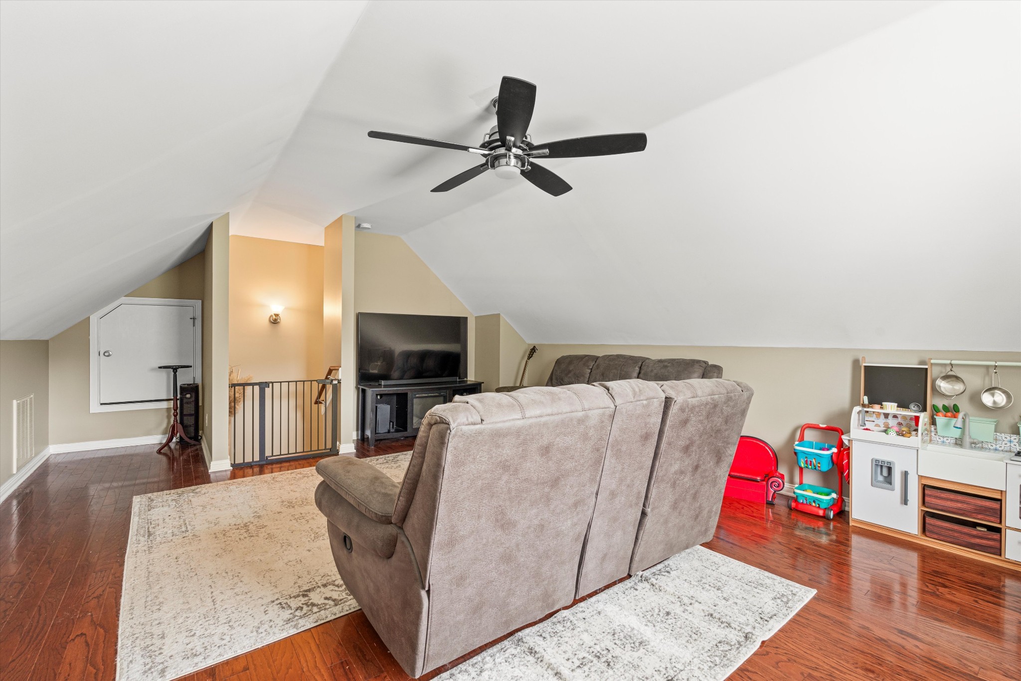 500 Foster Dr