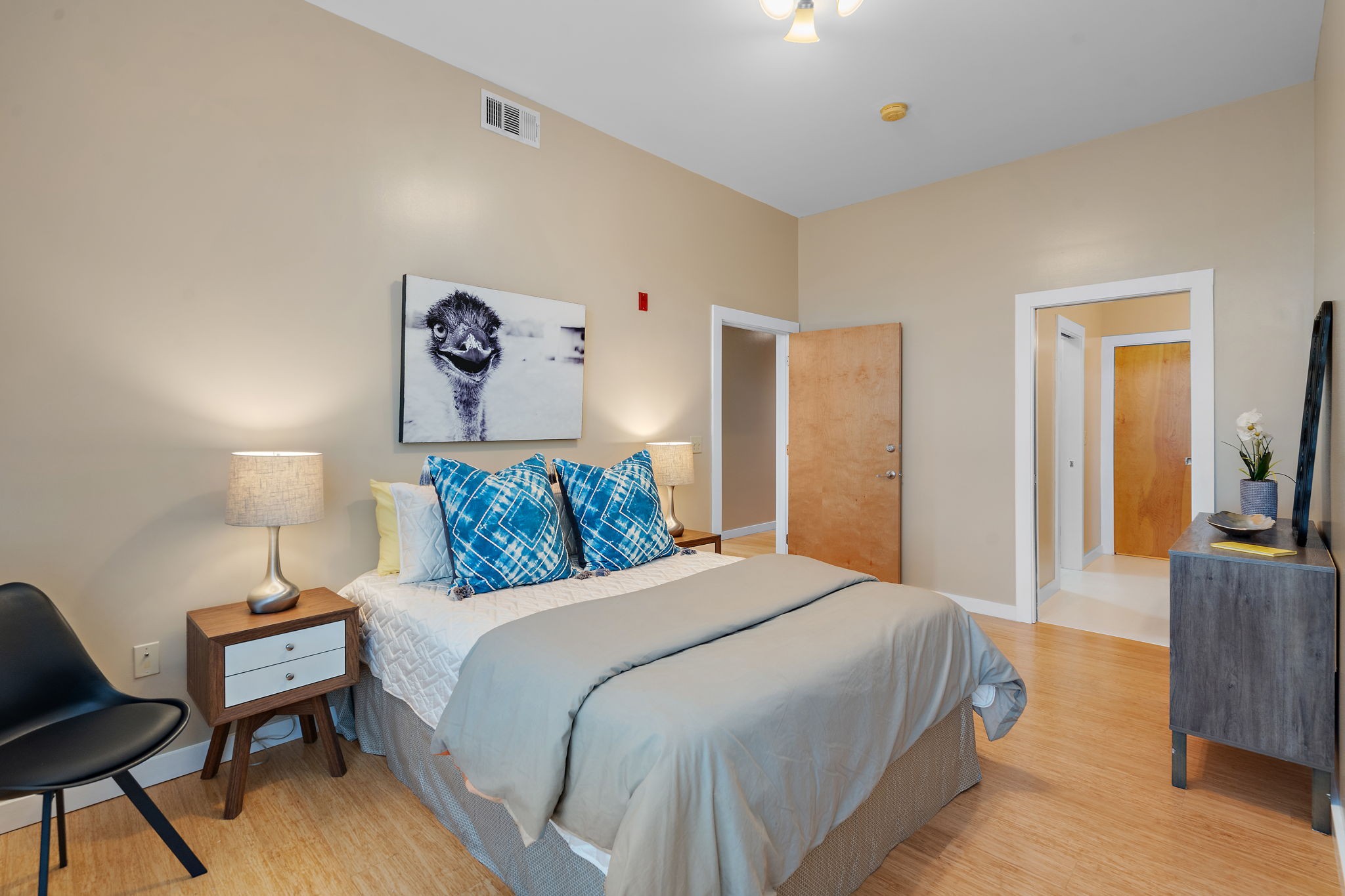1706 18th Ave, S Unit: 301