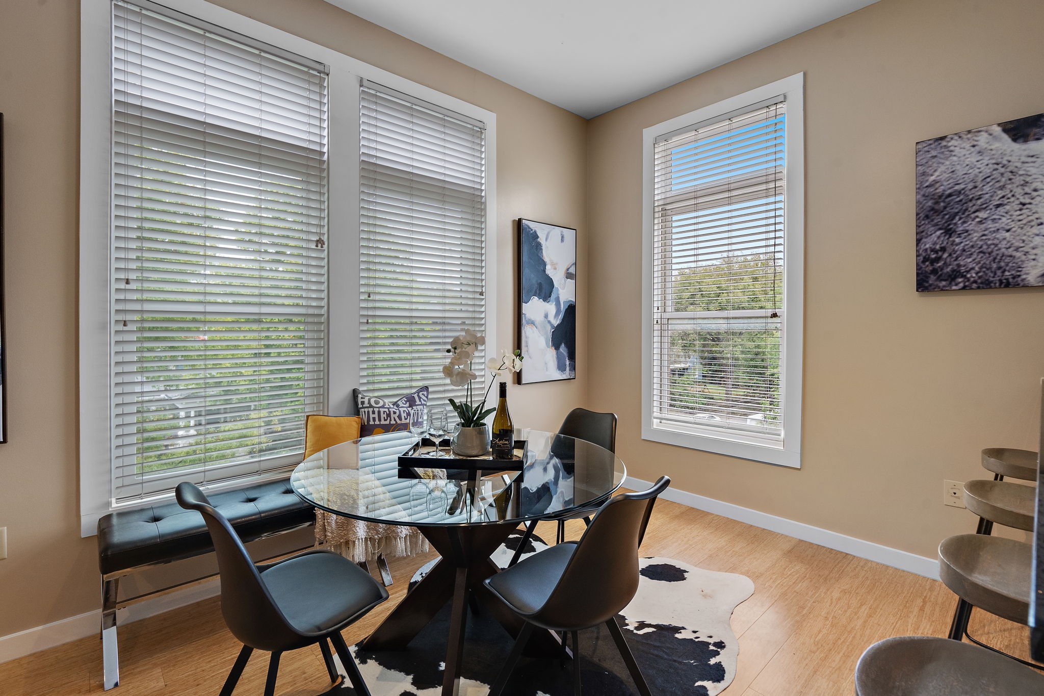 1706 18th Ave, S Unit: 301