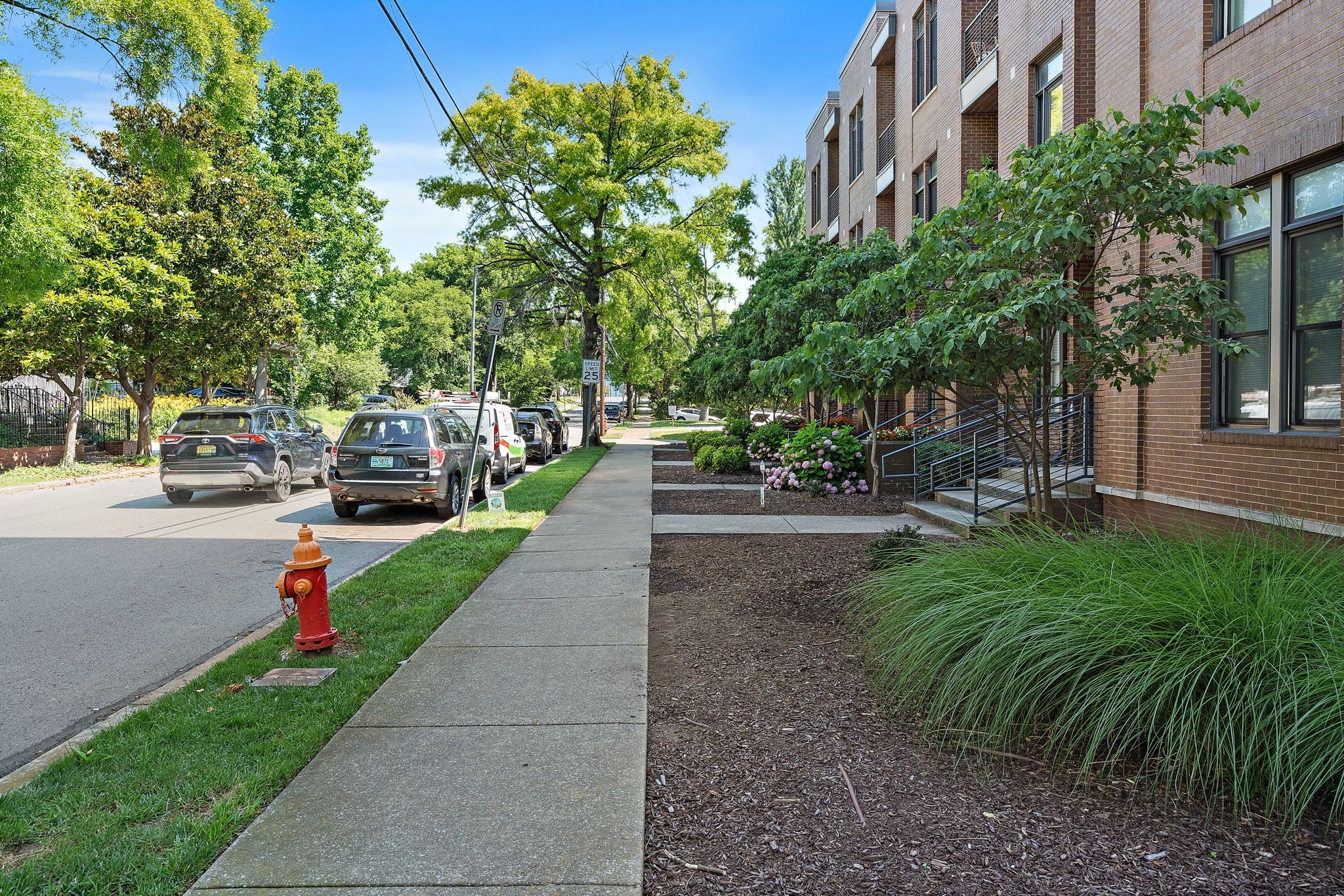 1706 18th Ave, S Unit: 301