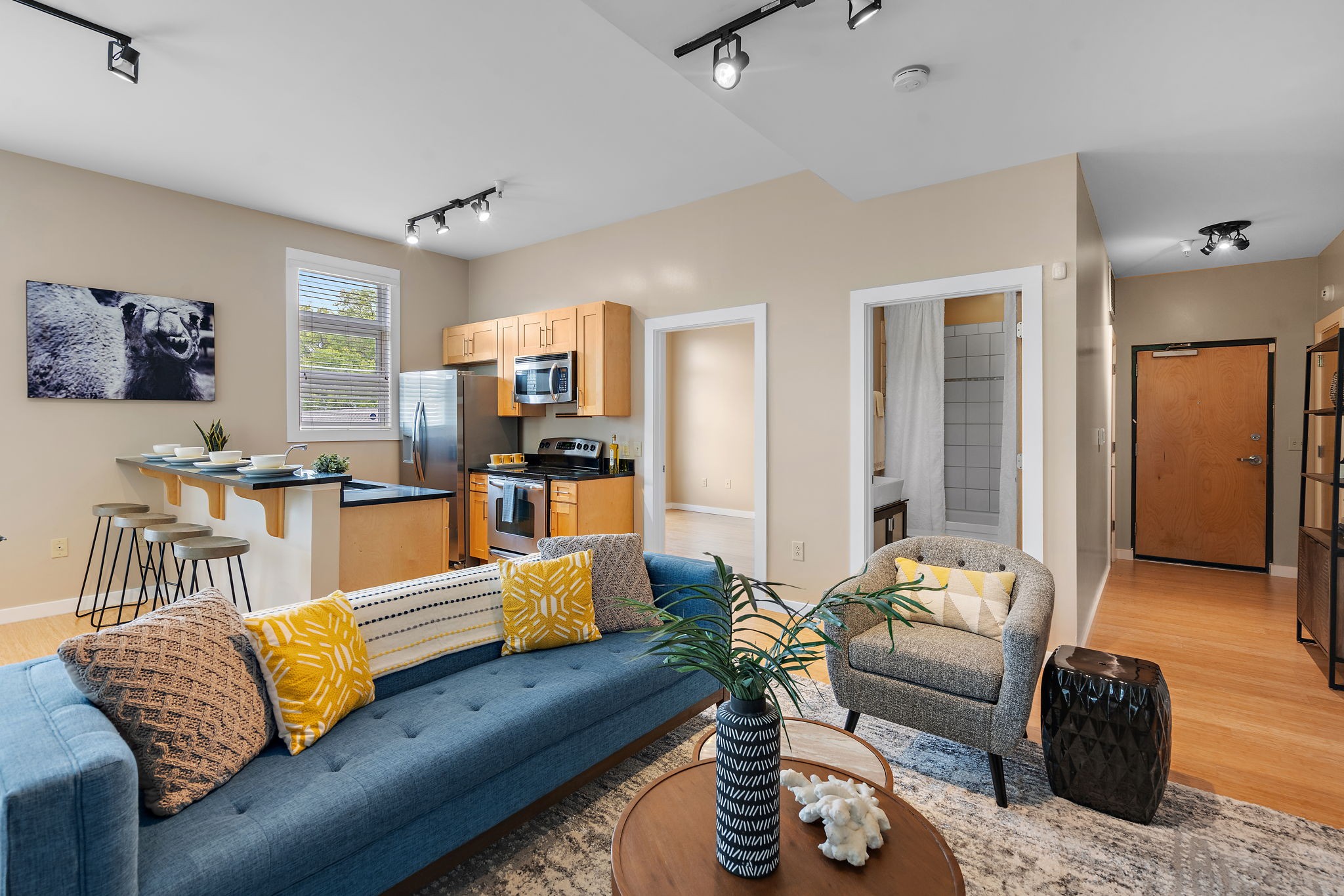 1706 18th Ave, S Unit: 301