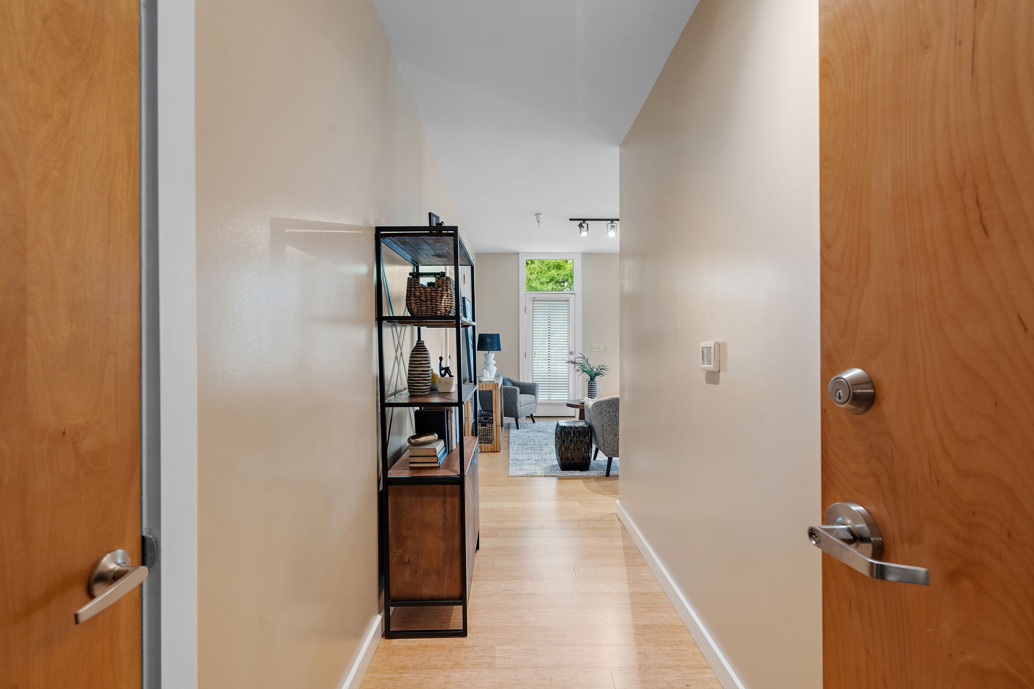 1706 18th Ave, S Unit: 301