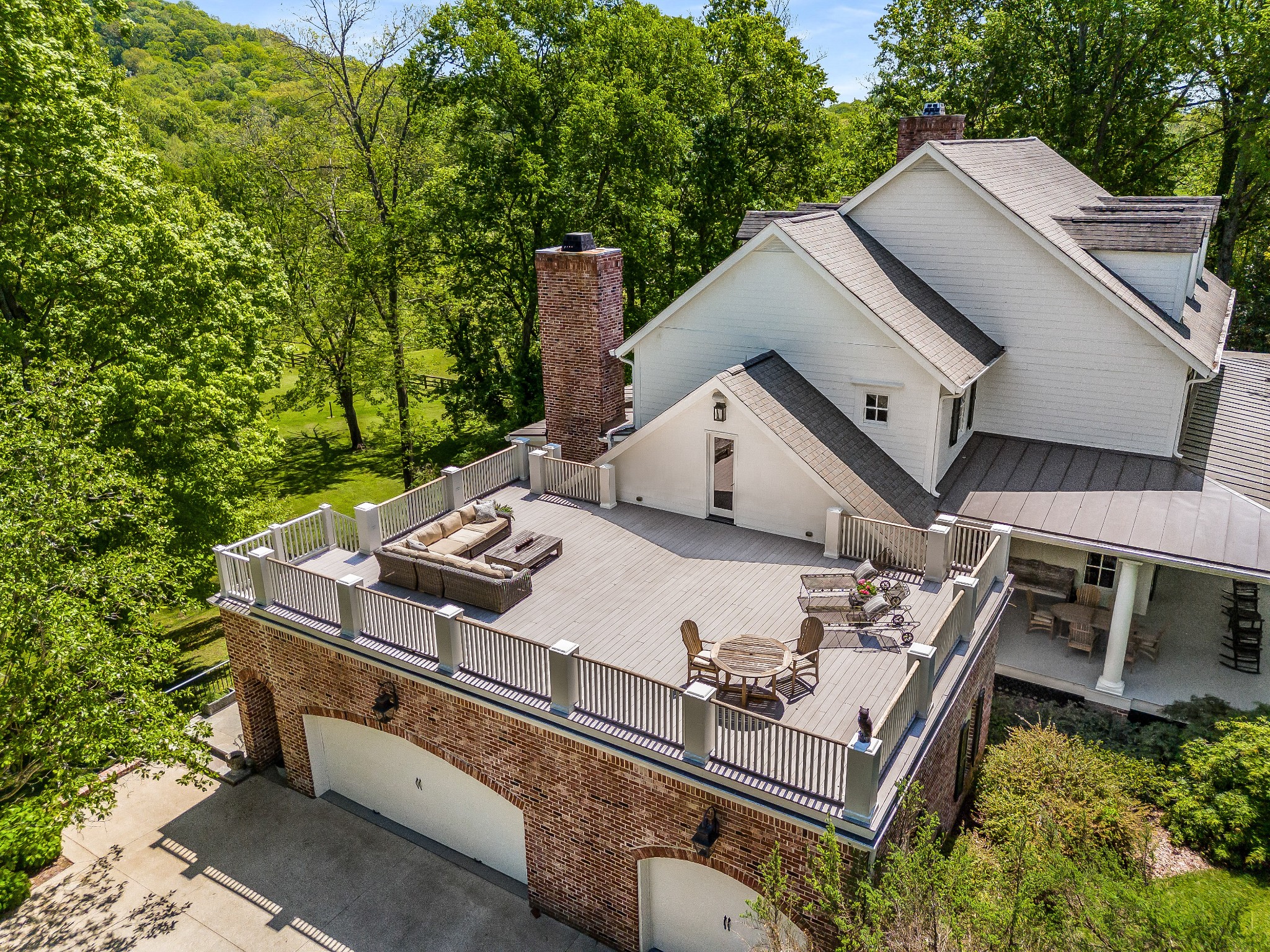 2876 Sawyer Bend Rd