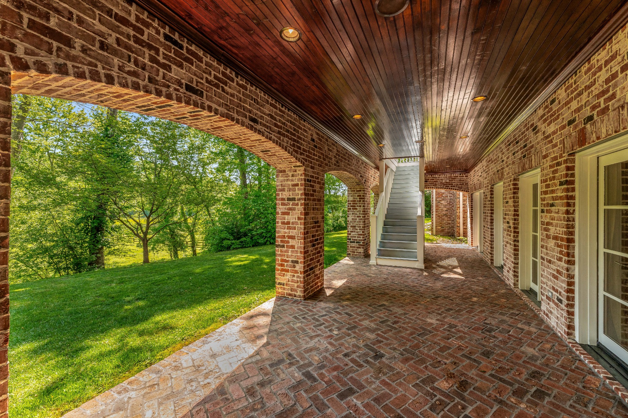 2876 Sawyer Bend Rd