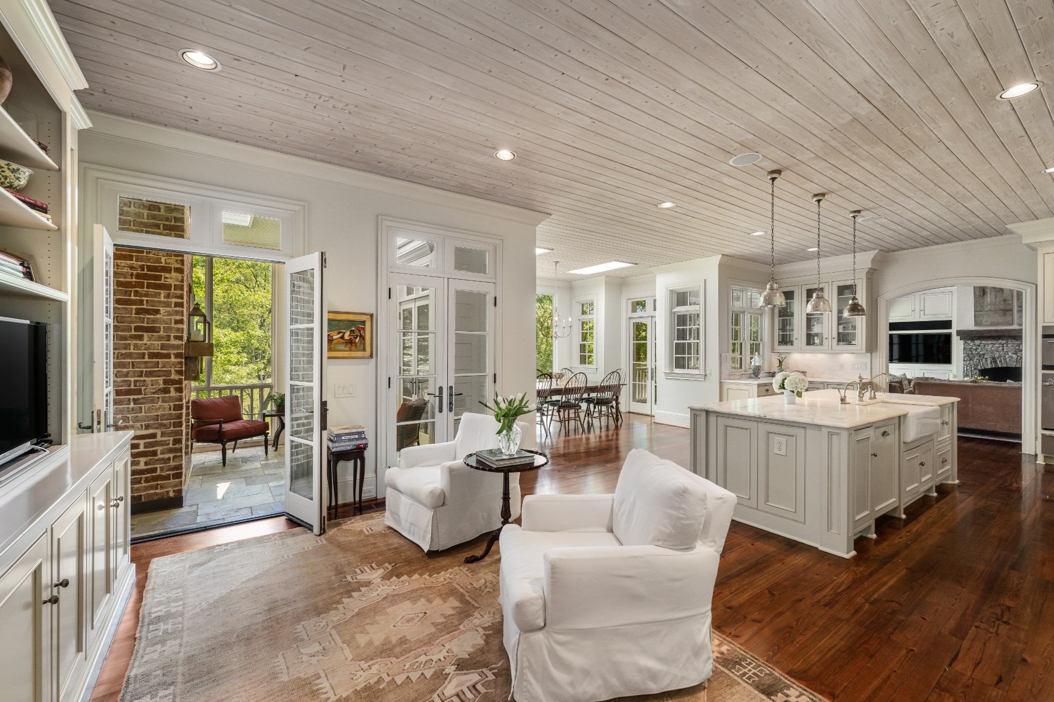 2876 Sawyer Bend Rd