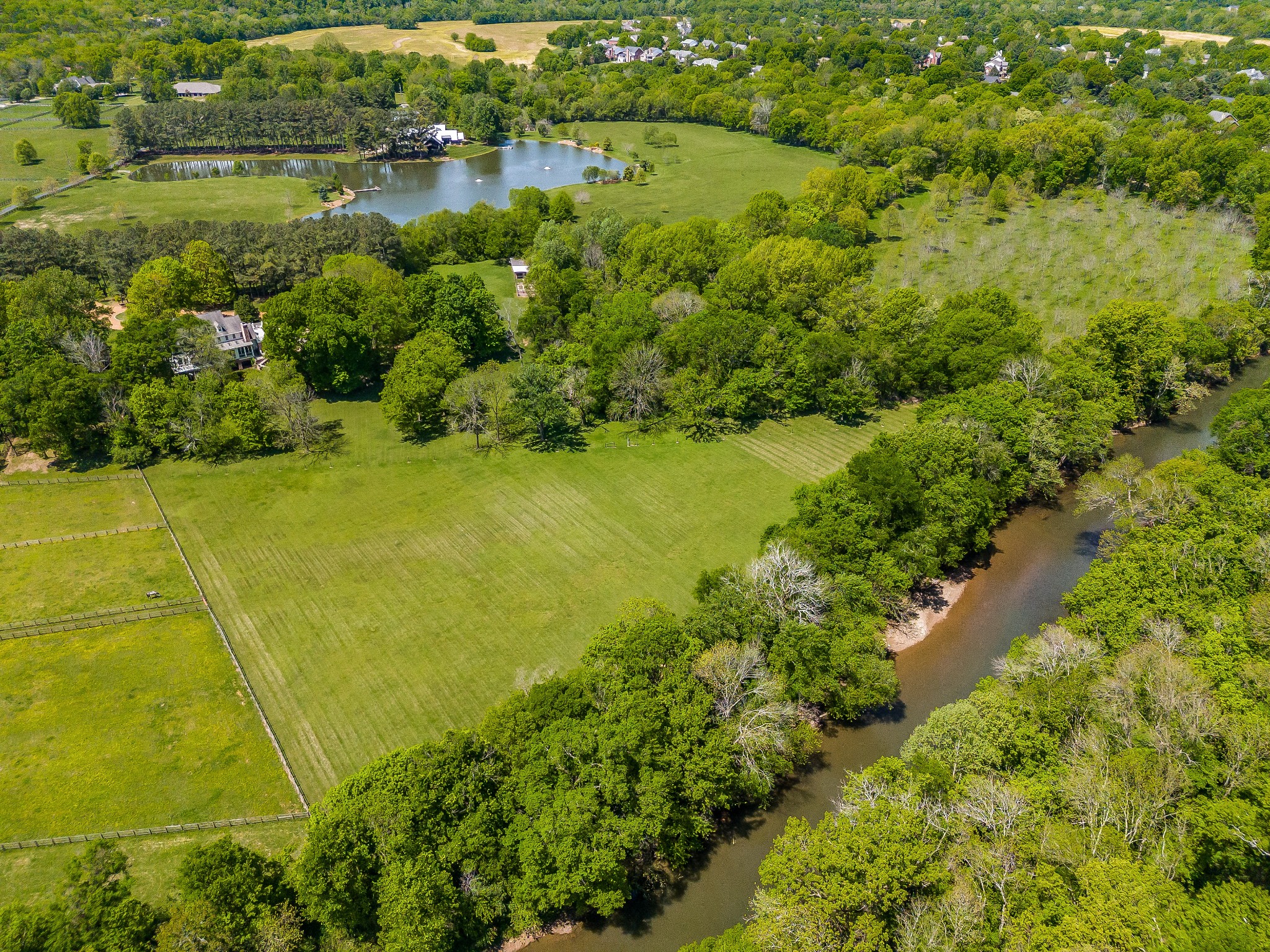 2876 Sawyer Bend Rd