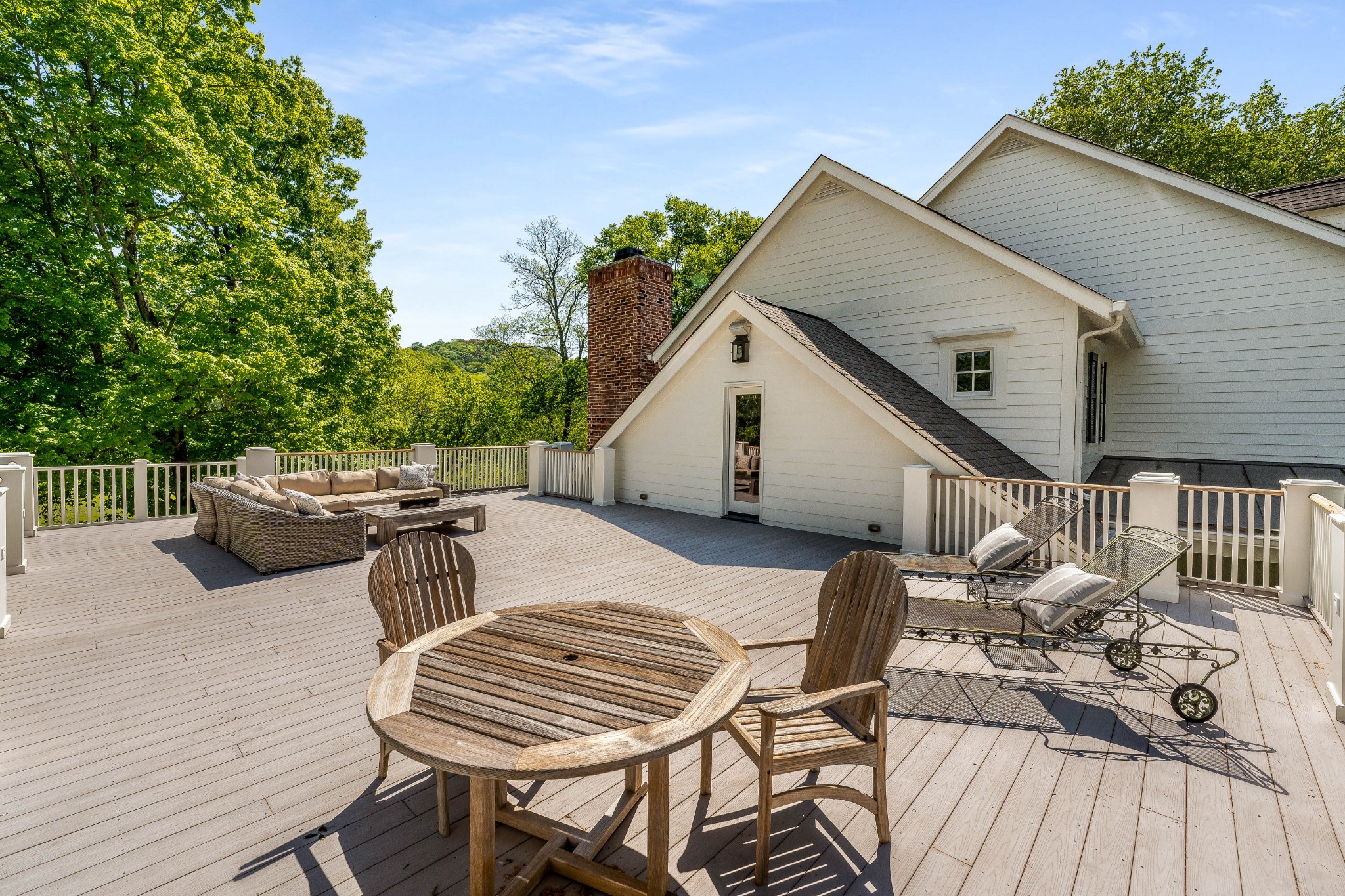 2876 Sawyer Bend Rd