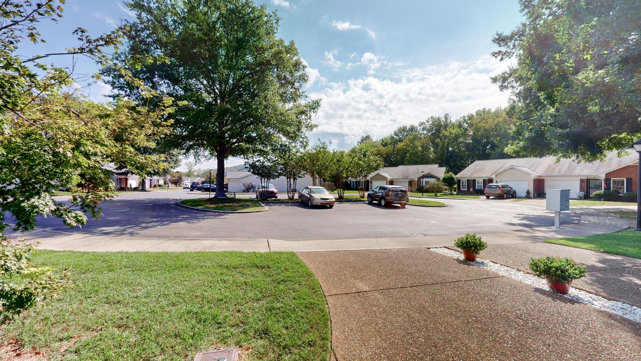 900 Glenmary Ct