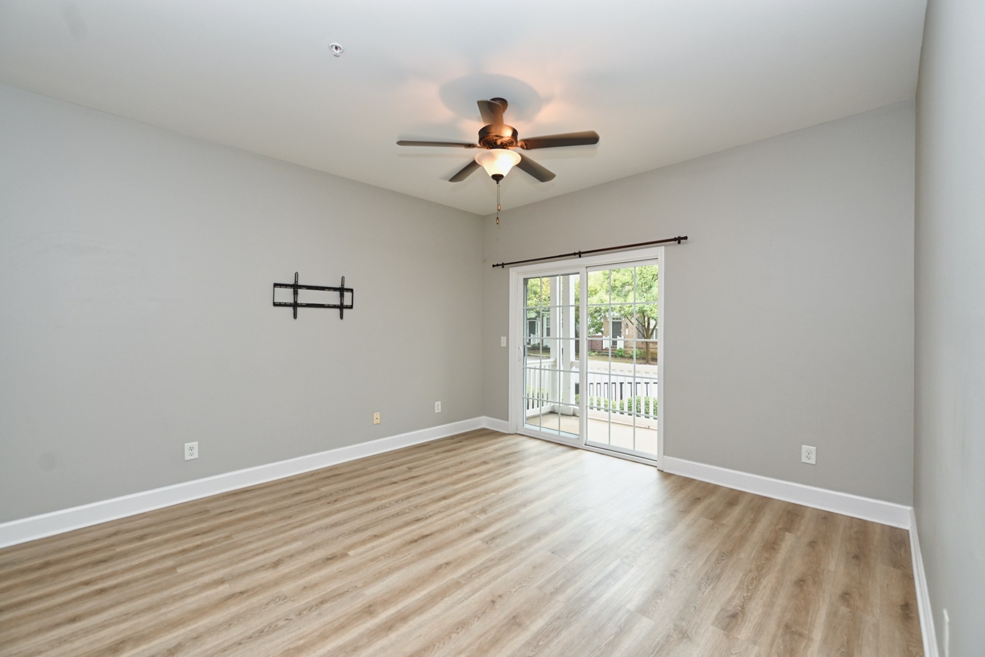 8121 Lenox Creekside Dr Unit: 2