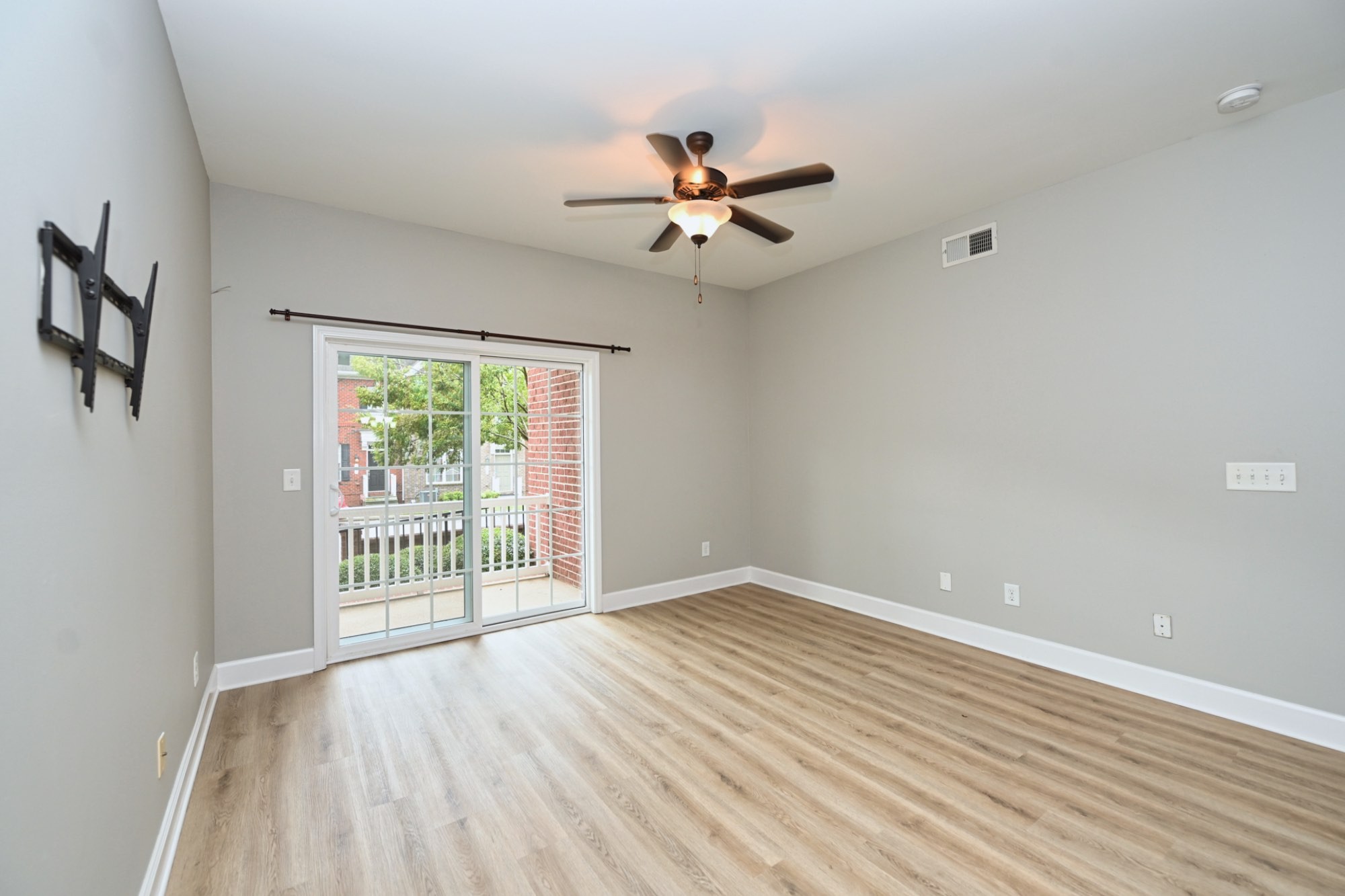 8121 Lenox Creekside Dr Unit: 2