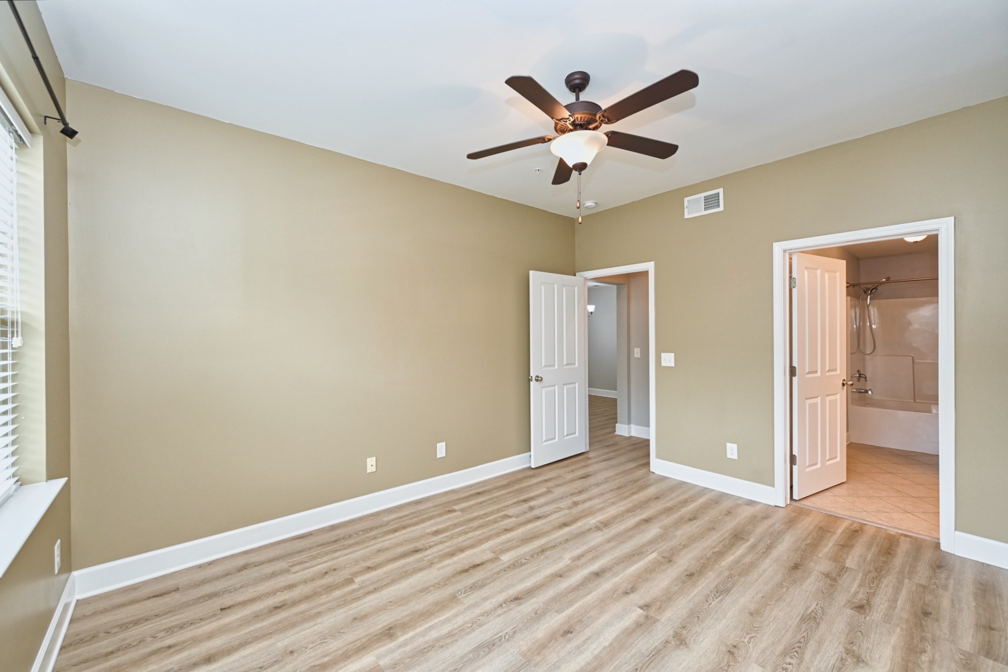 8121 Lenox Creekside Dr Unit: 2