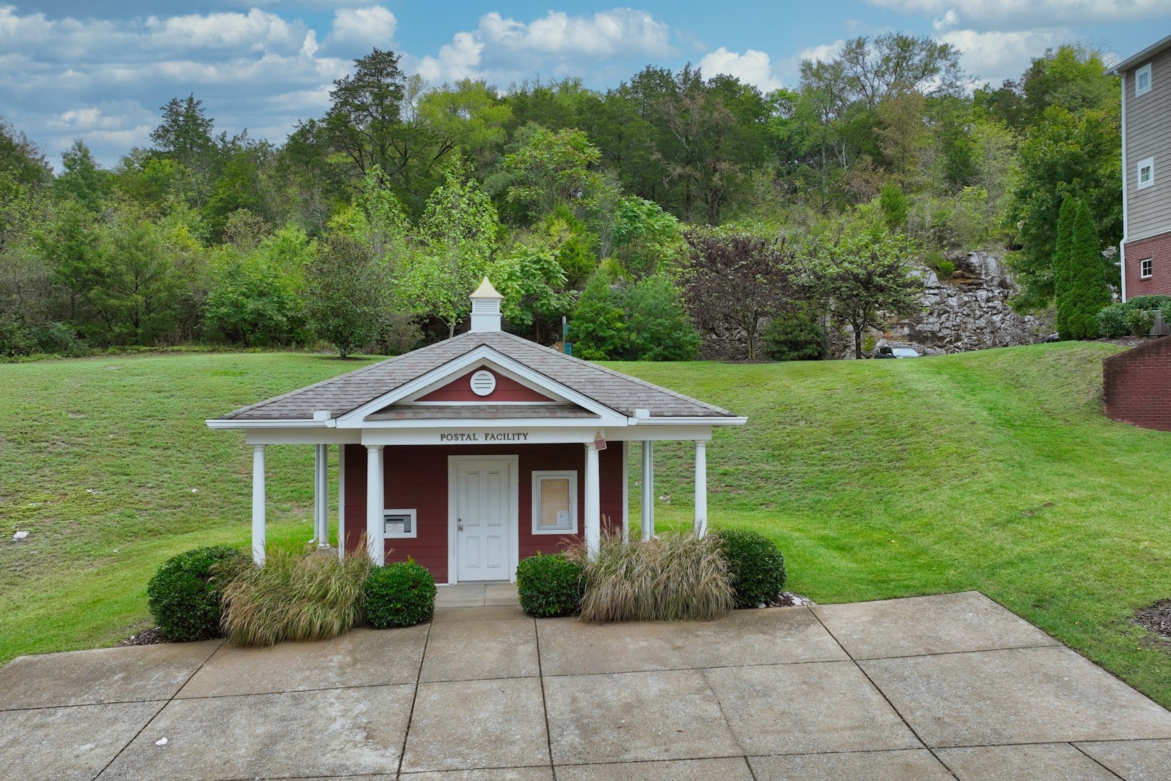 8121 Lenox Creekside Dr Unit: 2