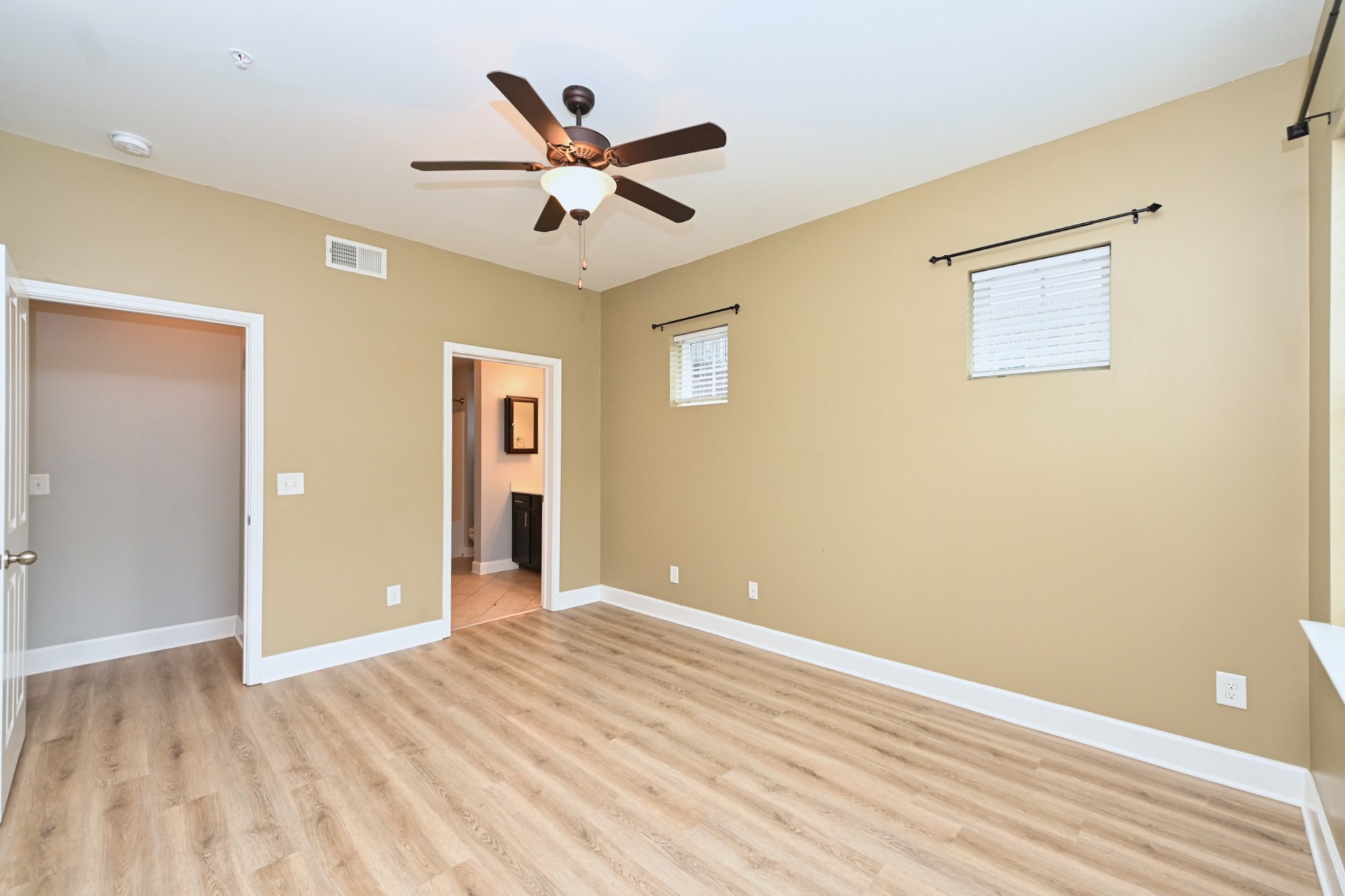 8121 Lenox Creekside Dr Unit: 2