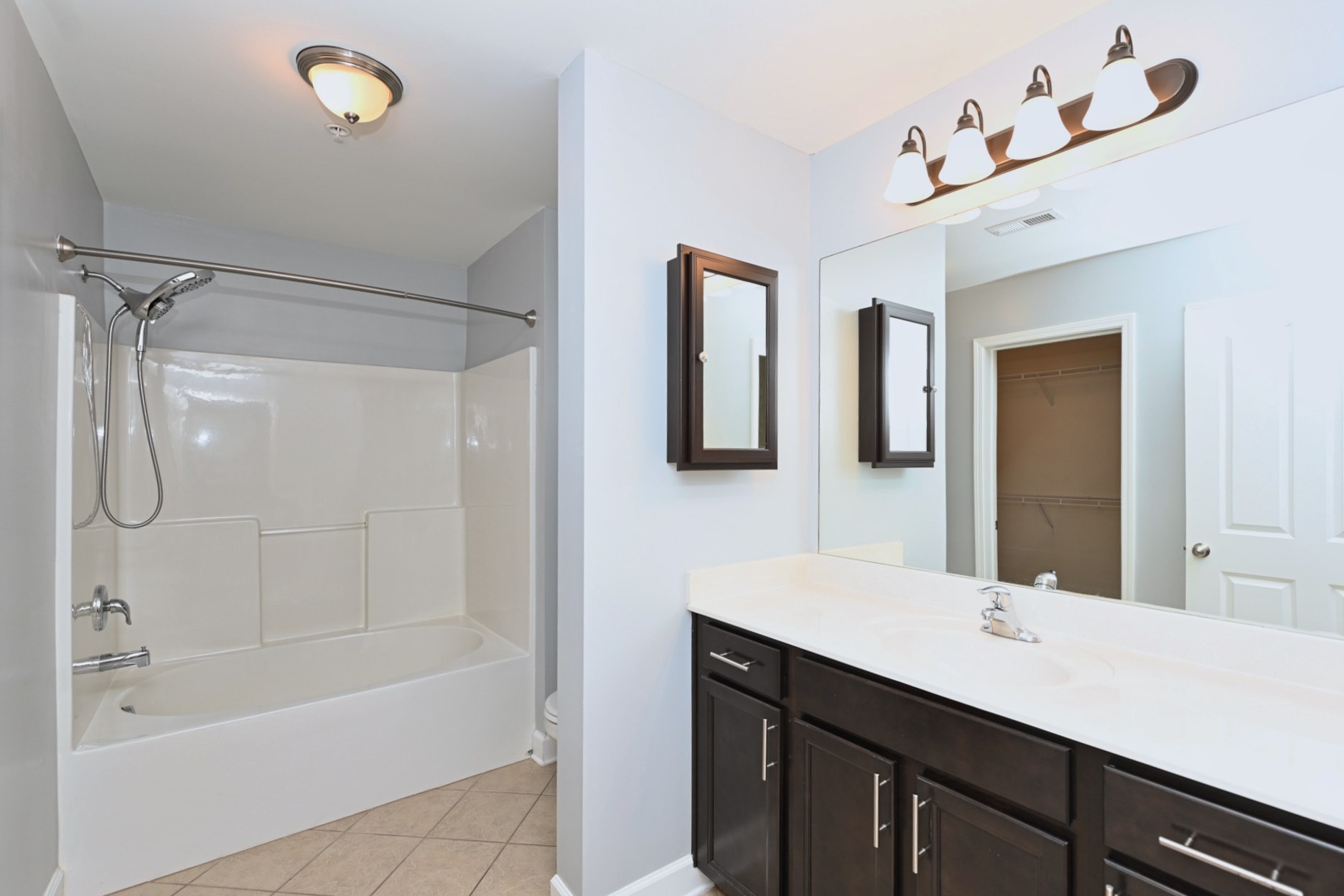 8121 Lenox Creekside Dr Unit: 2
