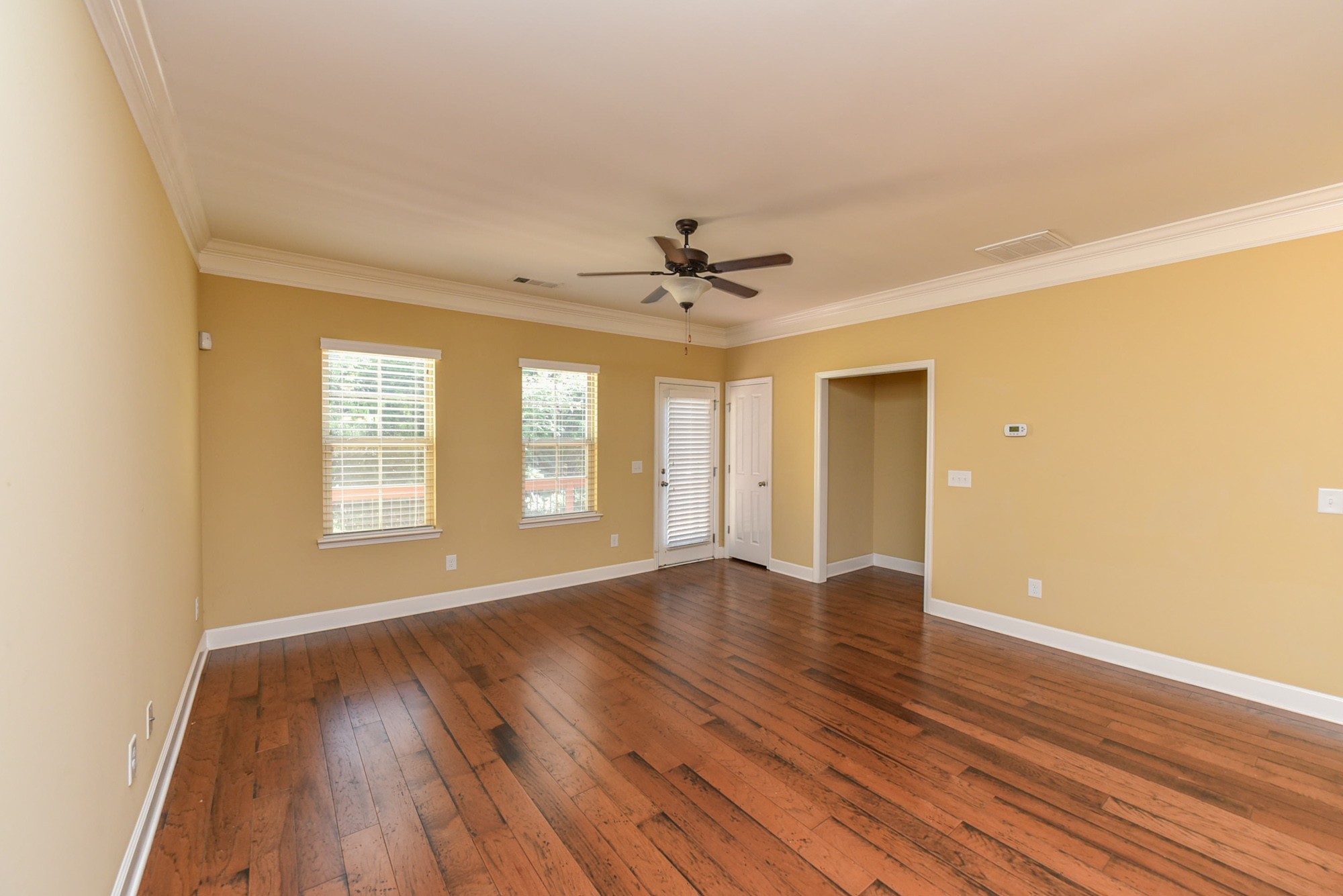 5536 Prada Dr