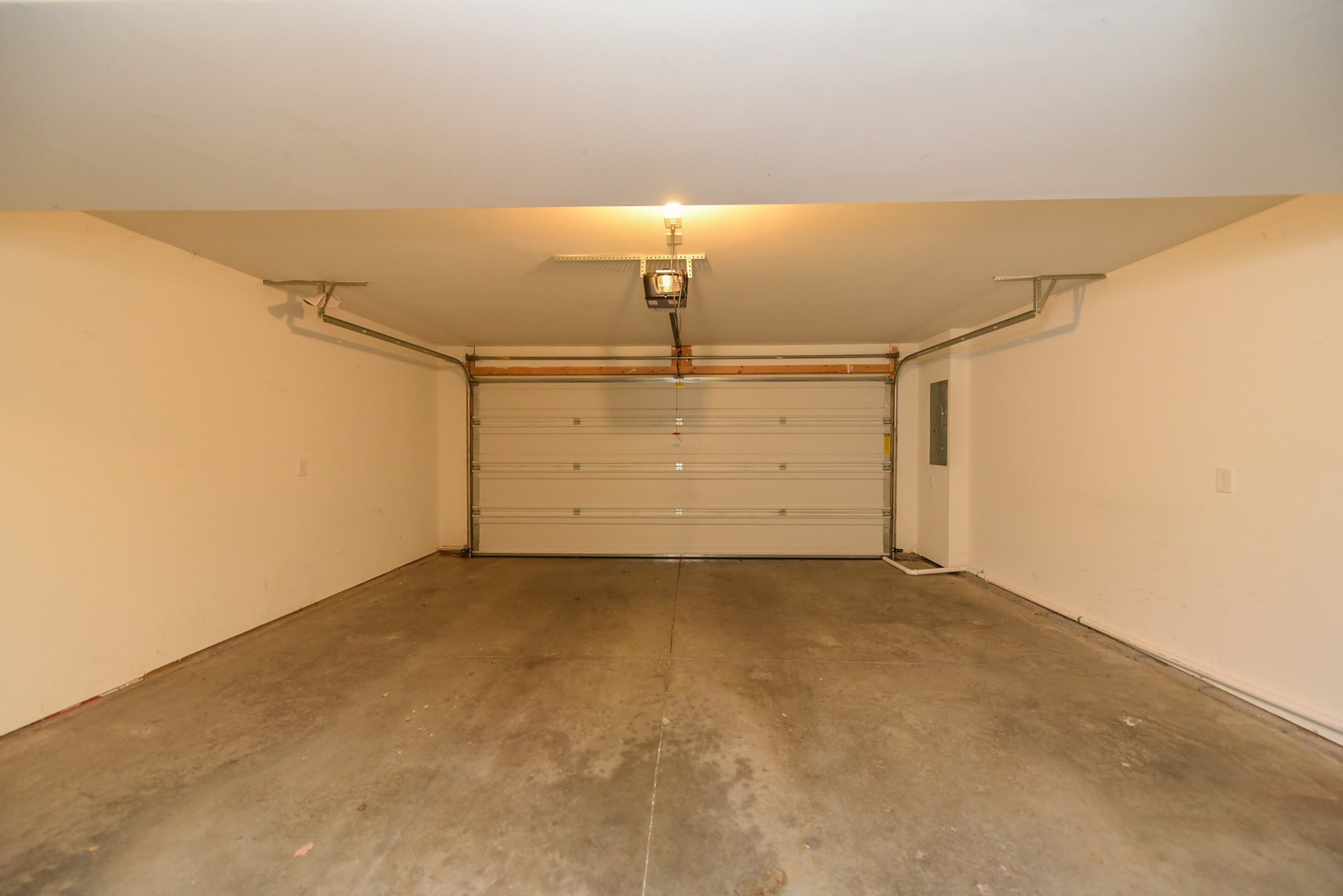 5536 Prada Dr