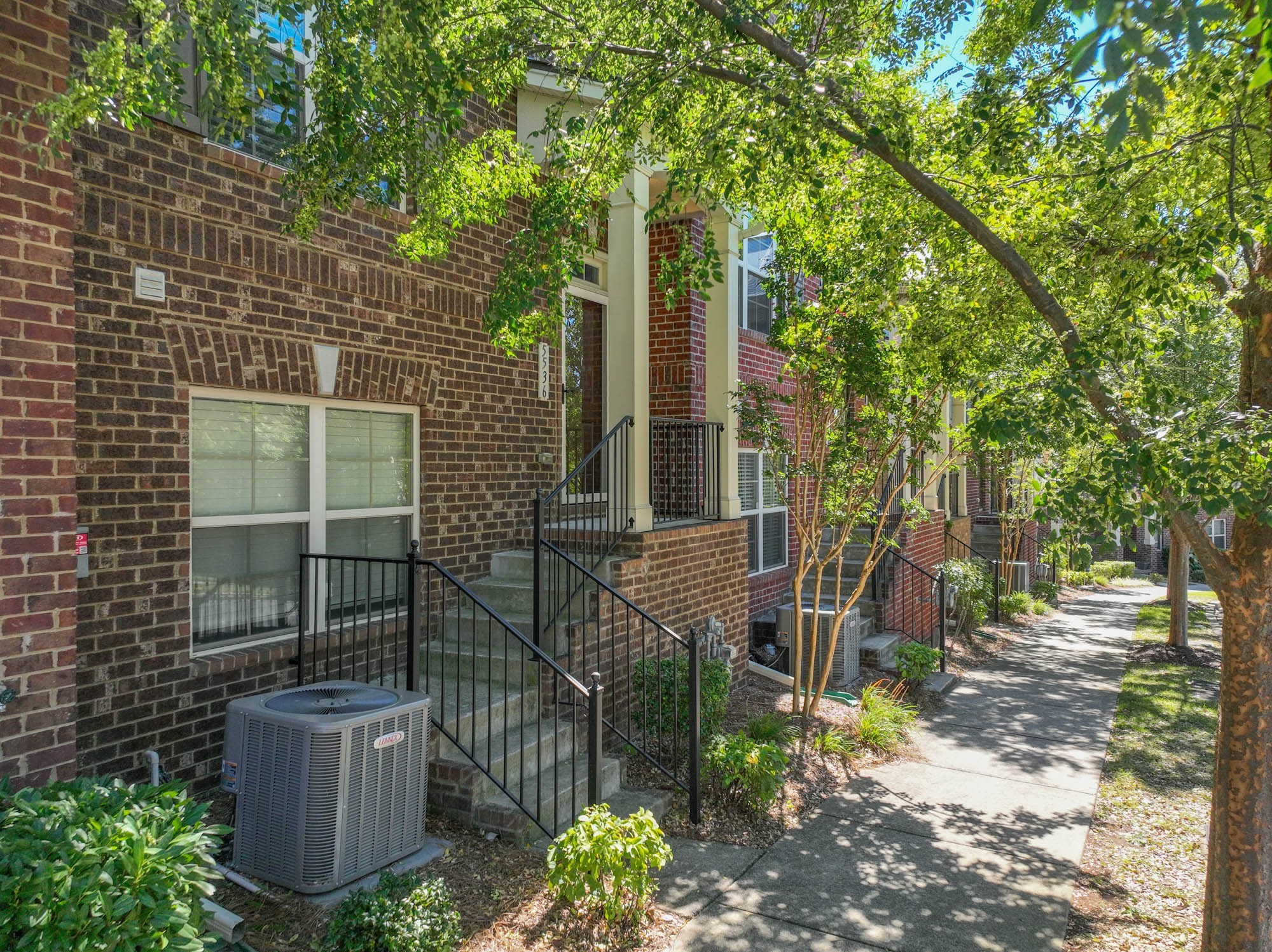 5536 Prada Dr