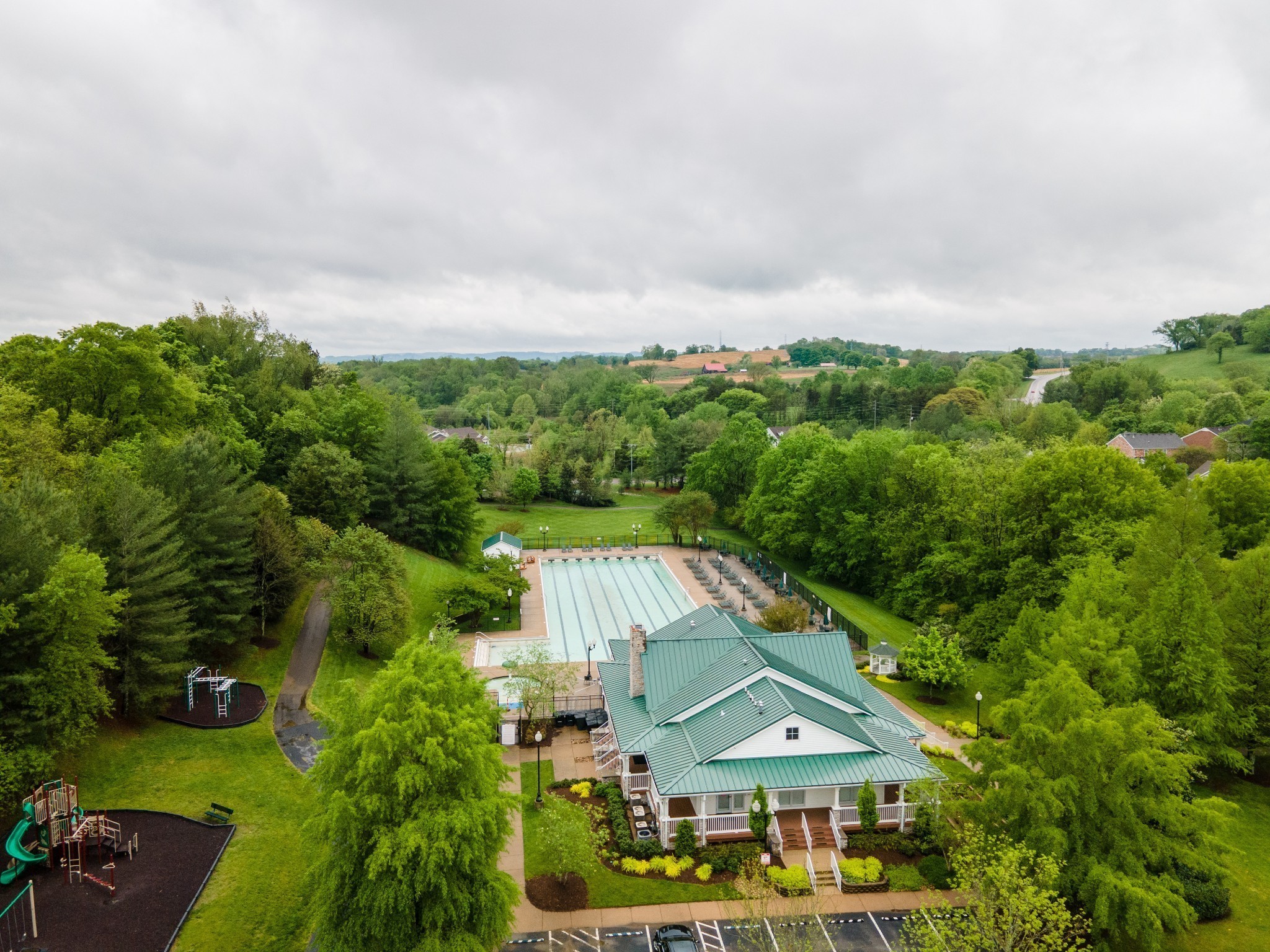 1608 Longmont Ct