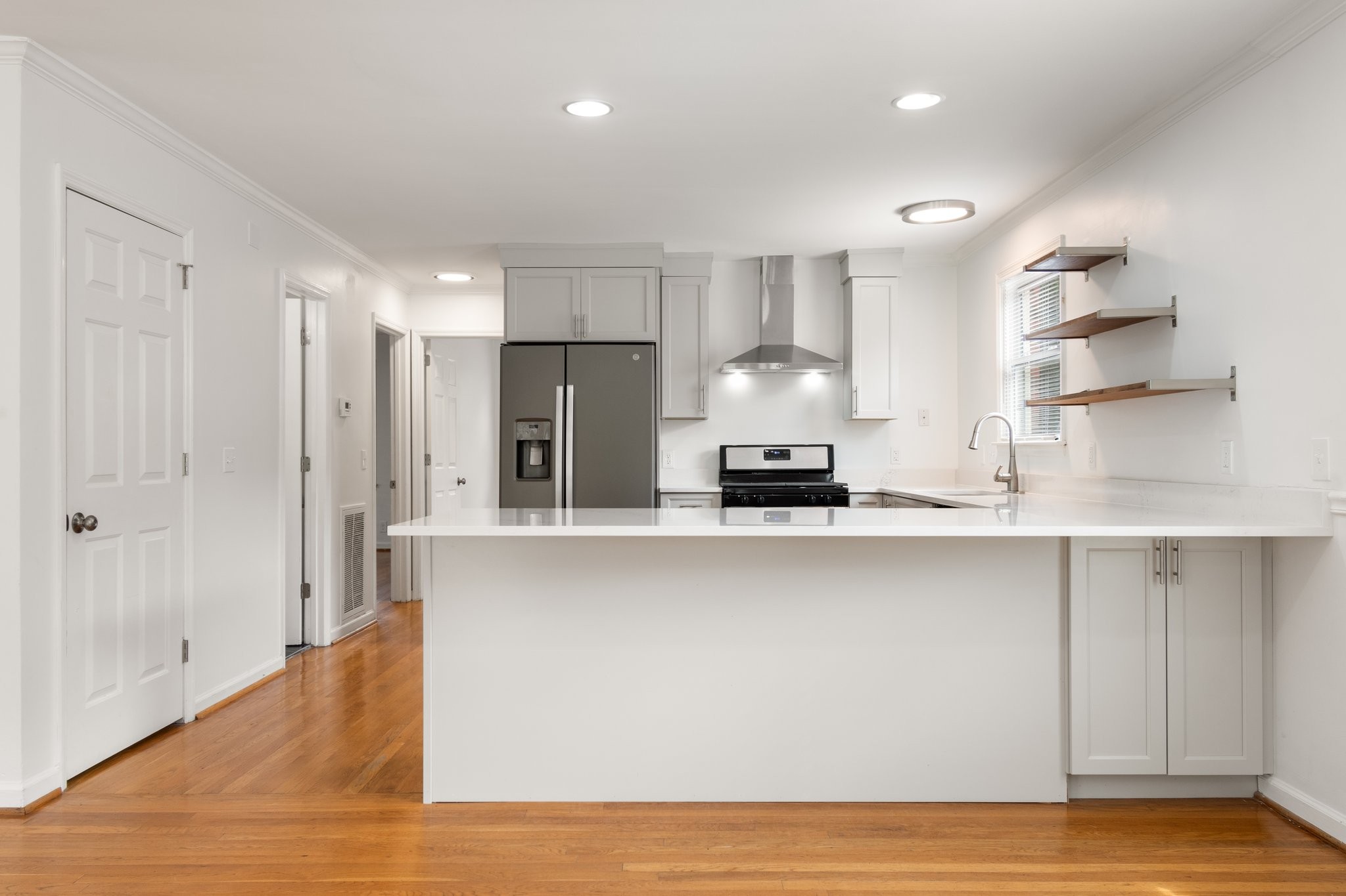 1406 Grandview Dr
