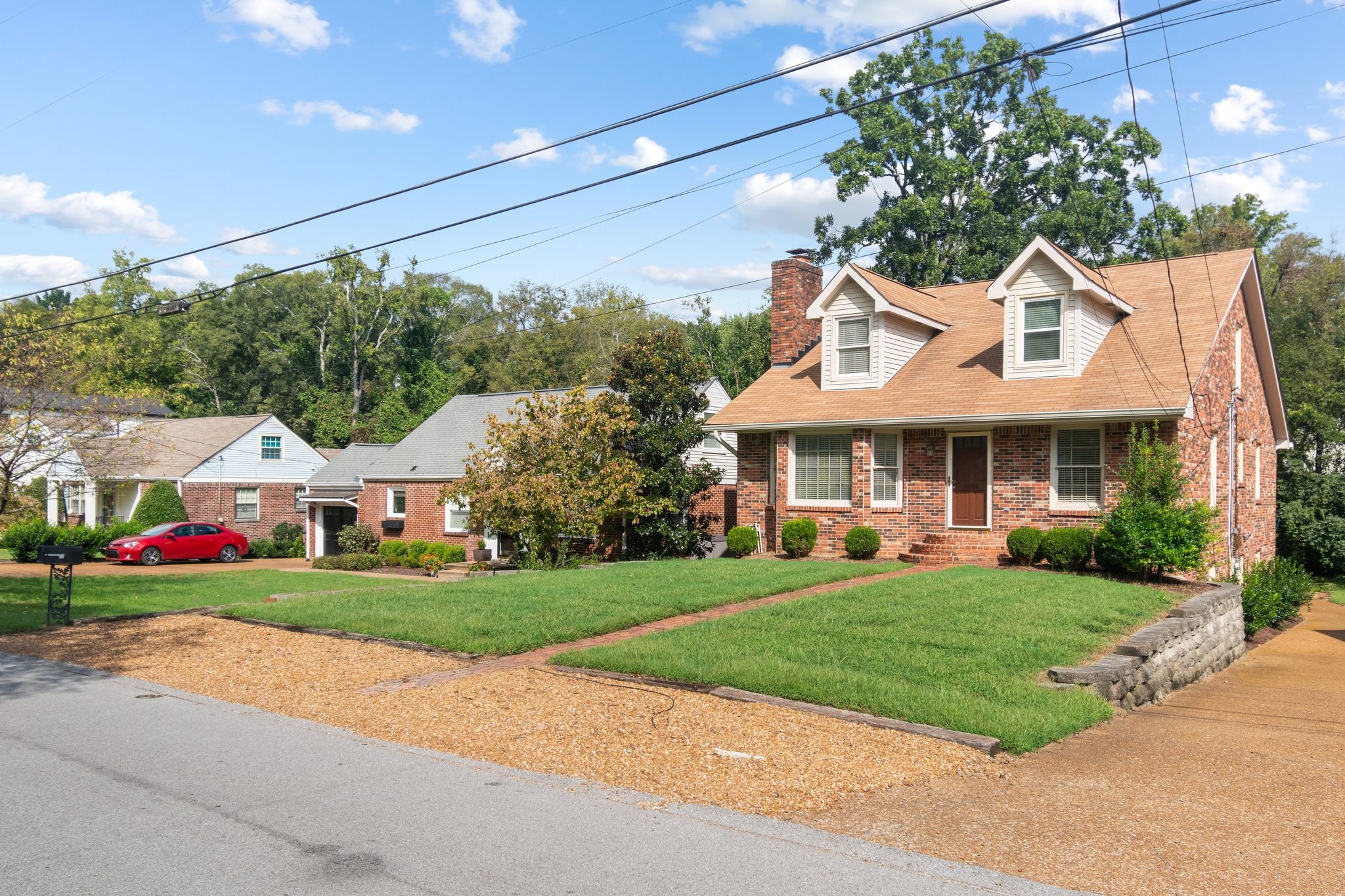 1406 Grandview Dr