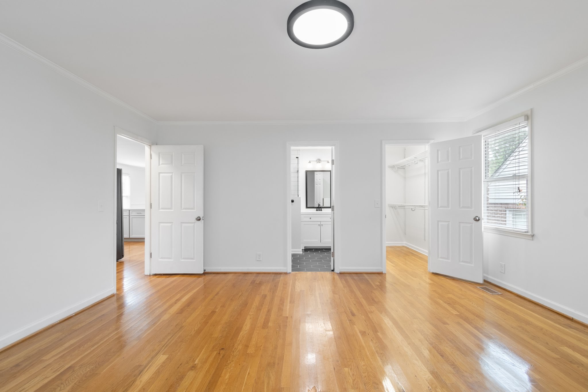 1406 Grandview Dr