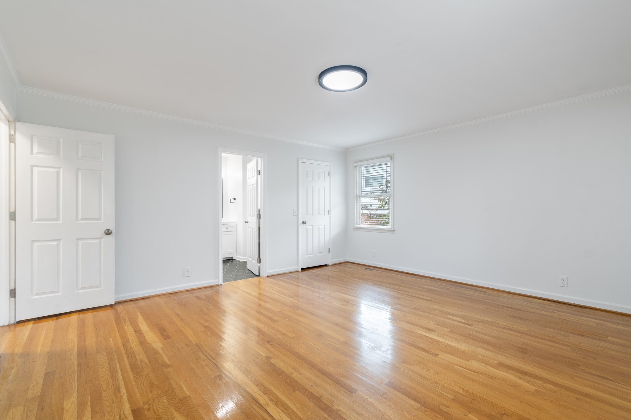 1406 Grandview Dr